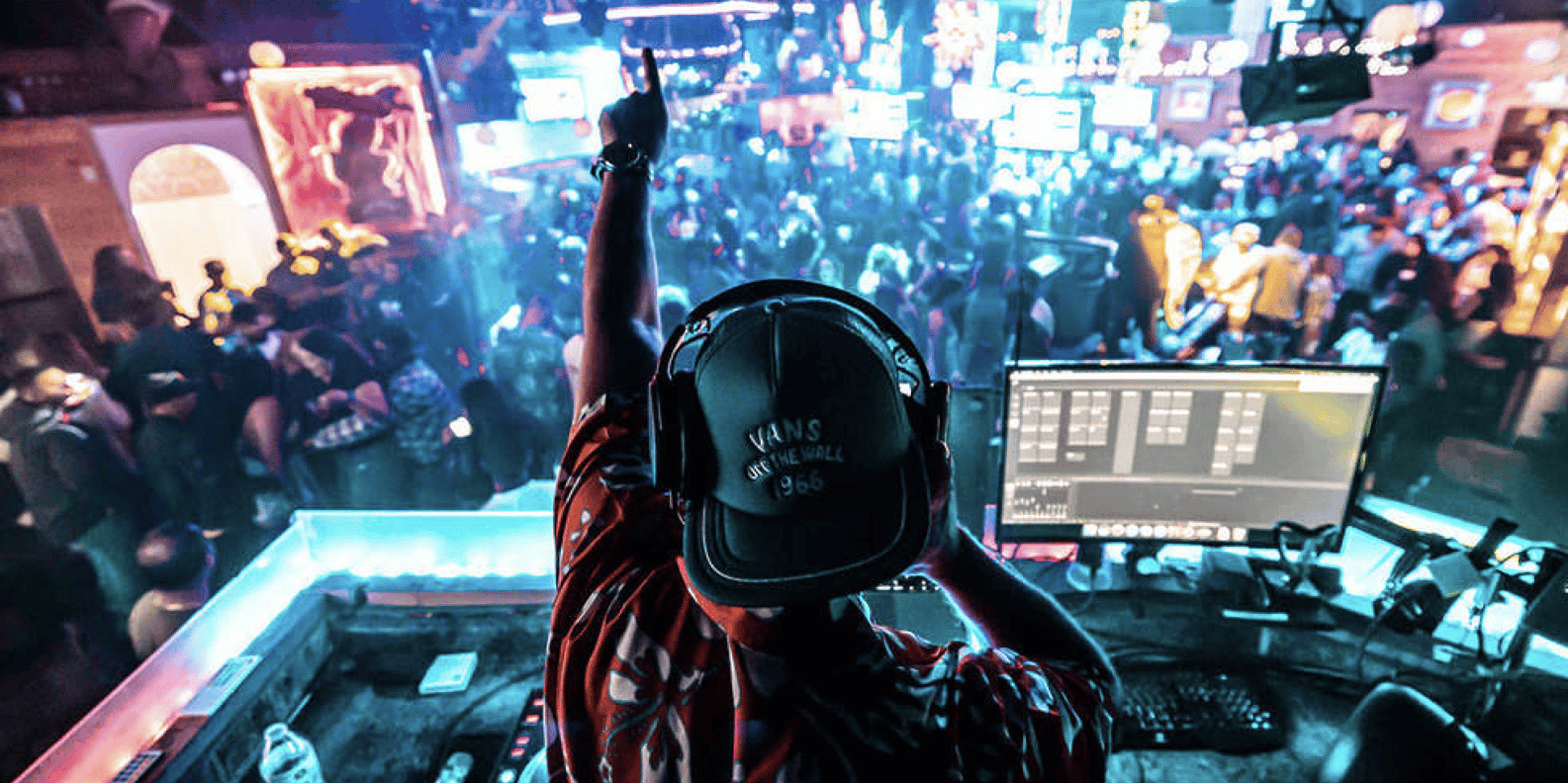 Miami Nightlife Tour with Drinks Specials - Image 4