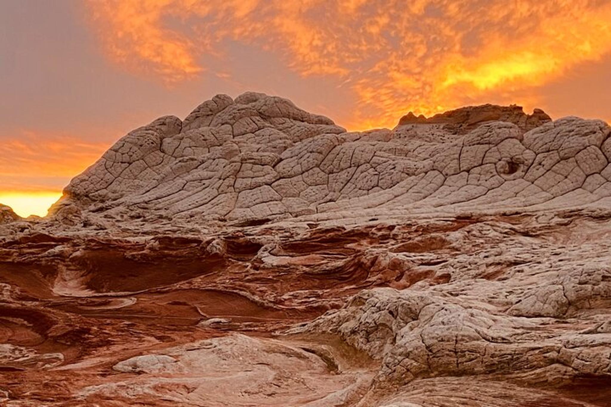 White Pocket Off-Road & Hiking Adventure - Image 6