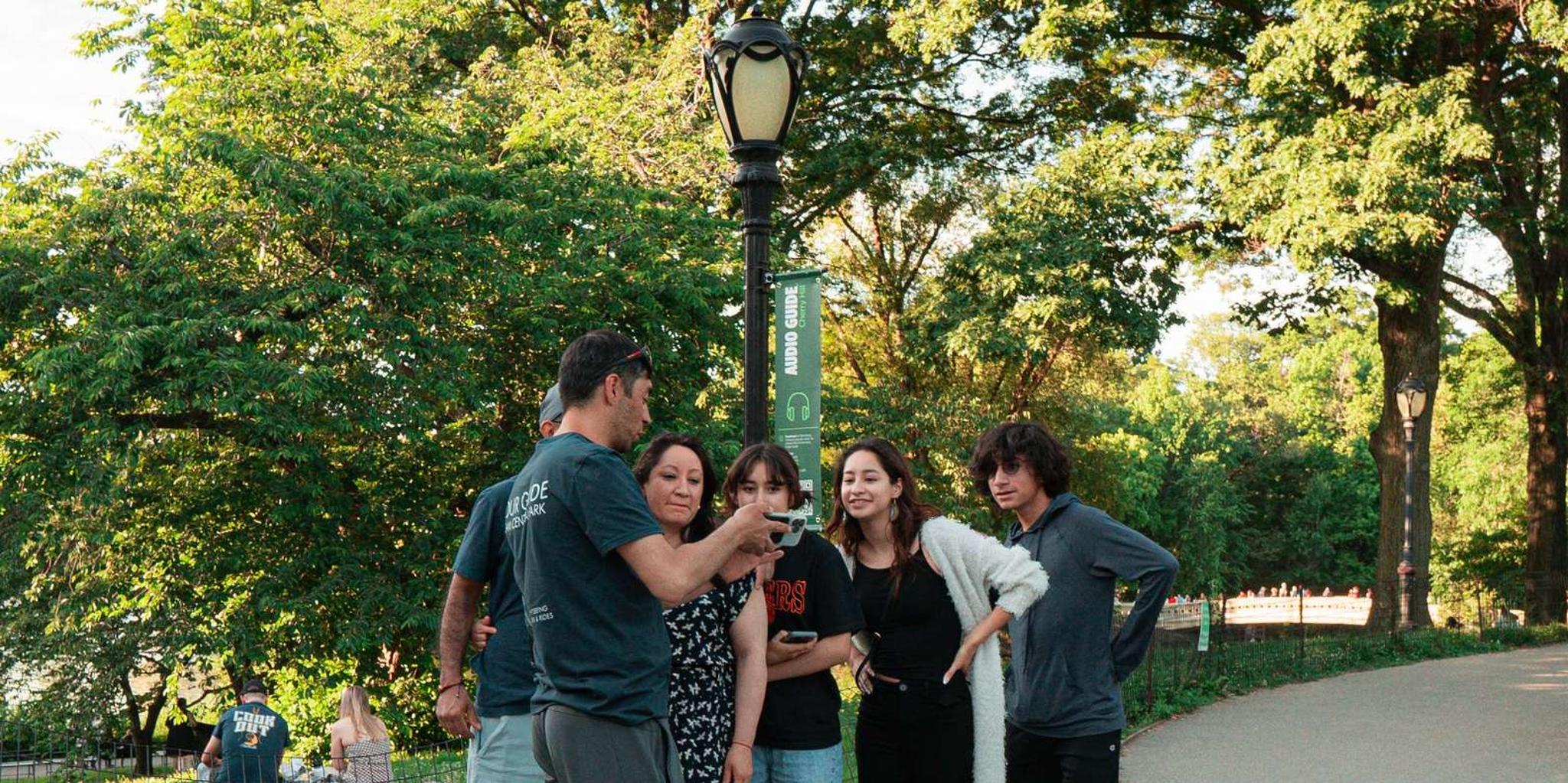 New York Central Park Highlights Walking Tour - Image 3