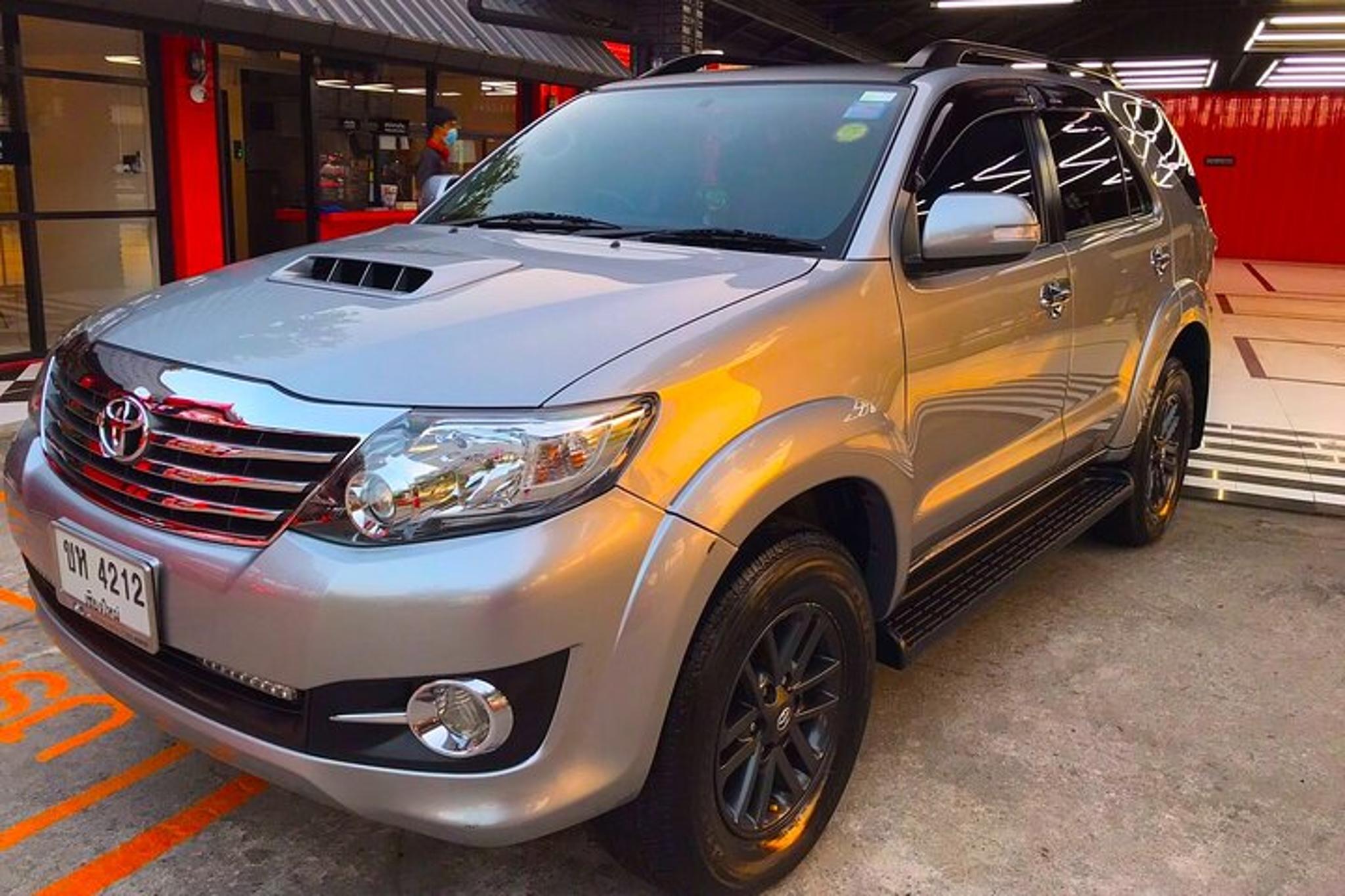 Orlando Private Airport Transfer - Image 6