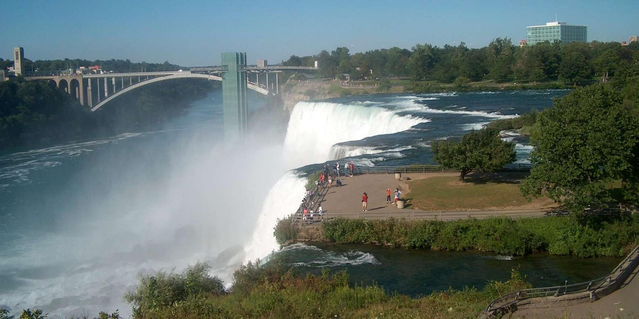 Niagara Falls Maid of the Mist & Cave Adventure - Image 2