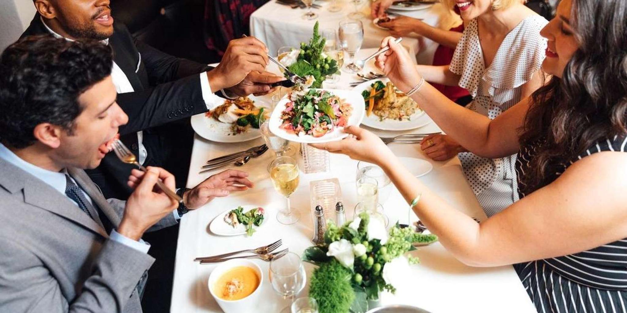 San Diego Dinner Buffet Cruise - Image 4