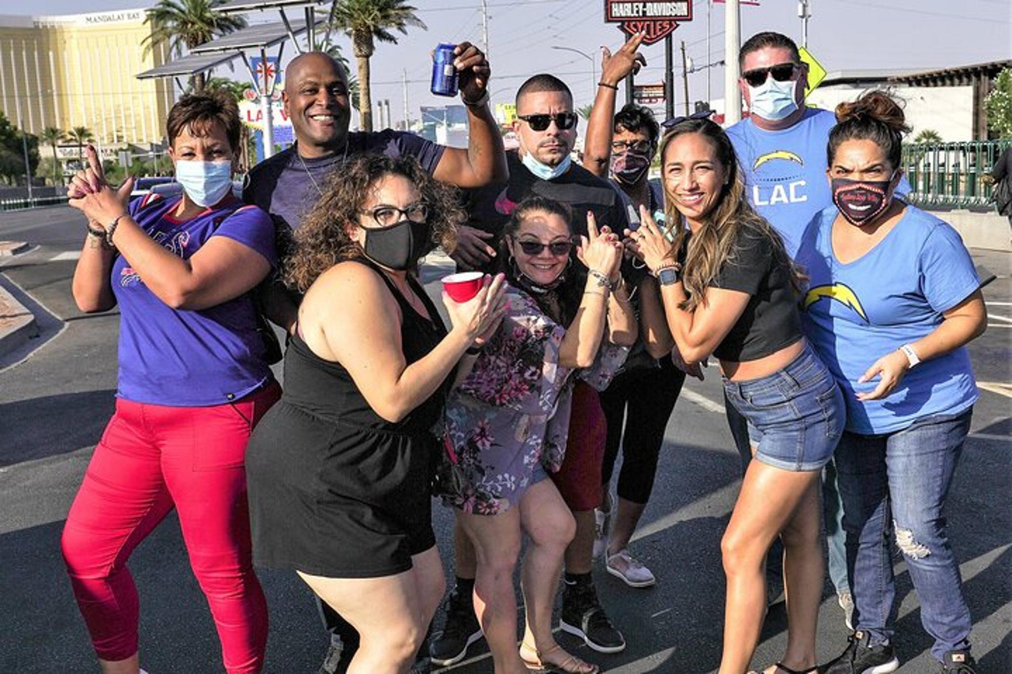 Las Vegas Comedy Show on Wheels - Image 6