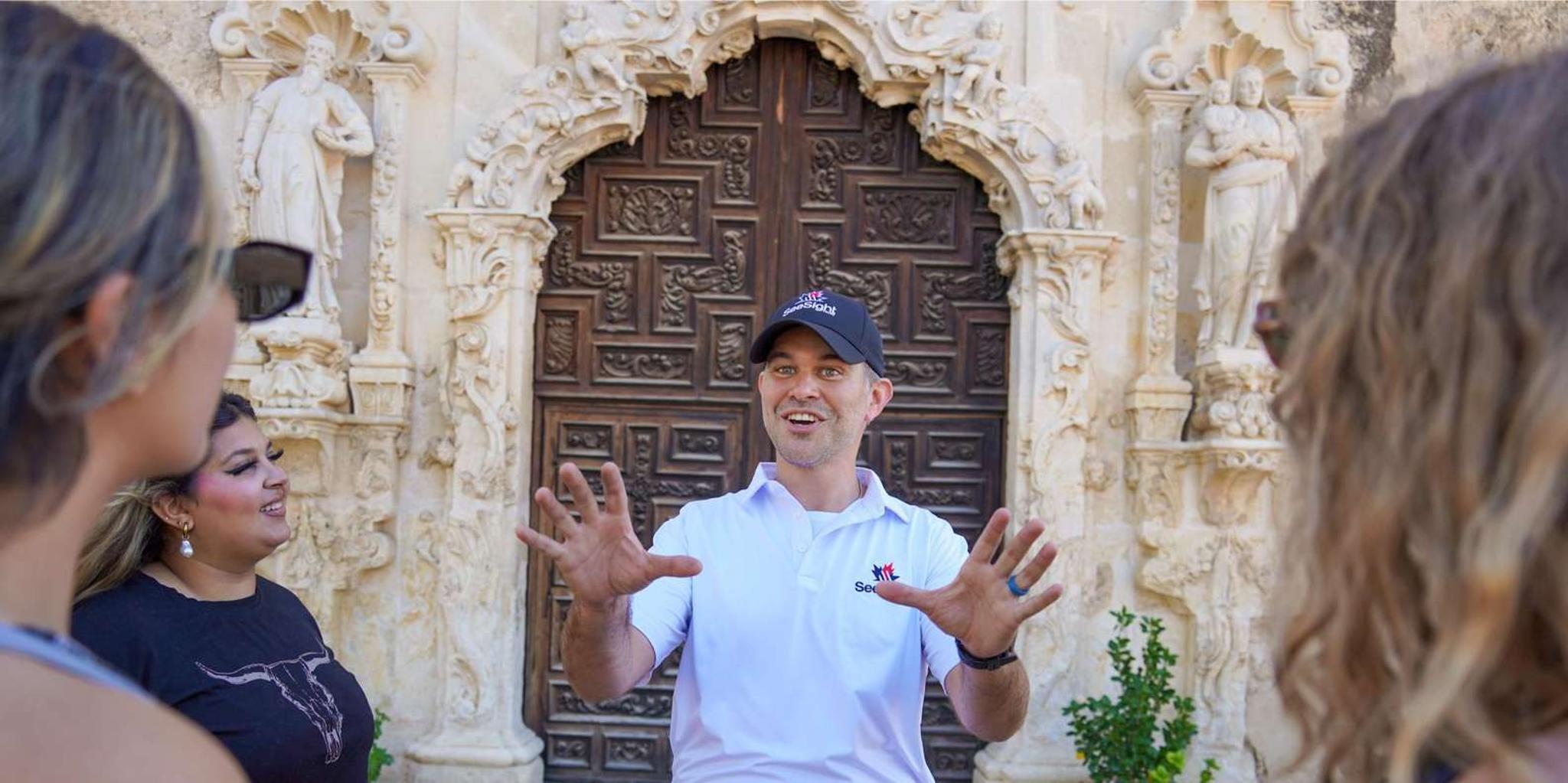 San Antonio Walking Tour with Riverwalk Cruise - Image 2