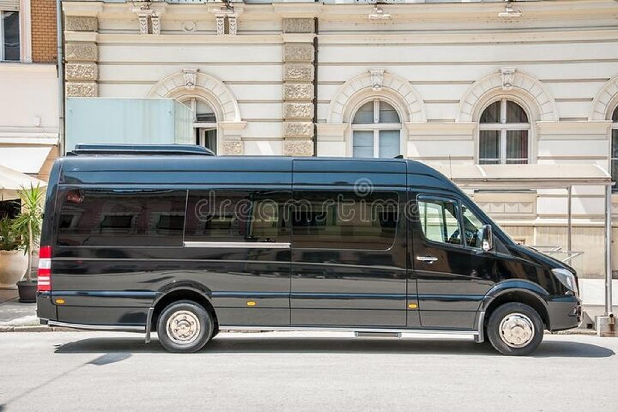 New York City Airport Transfer - Image 5
