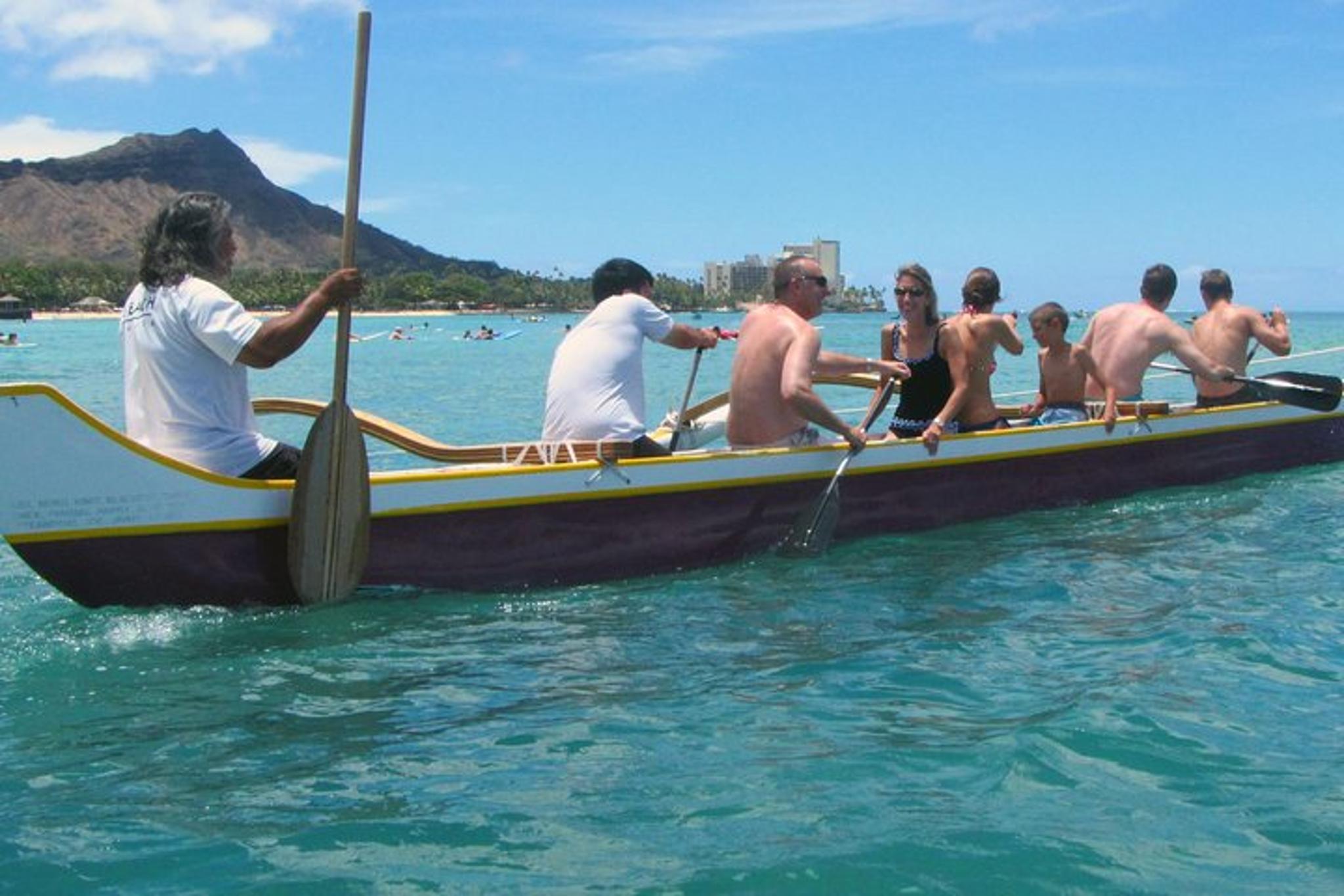 Honolulu Outrigger Canoe Surfing 20 min - Image 3
