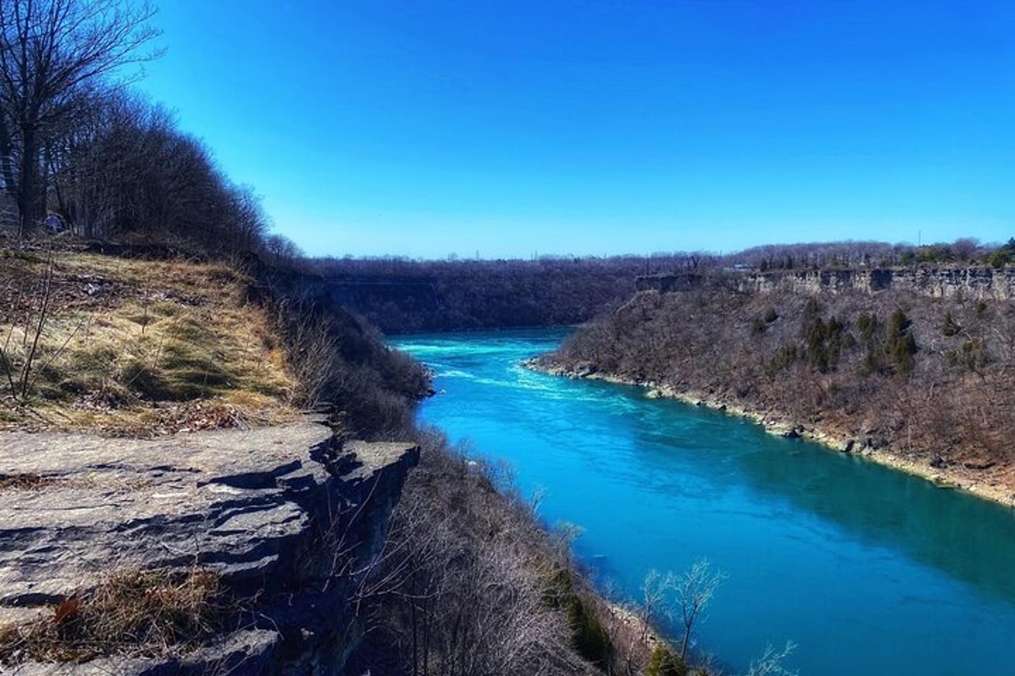 Niagara Falls Whirlpool Hiking and Dining Tour - Image 4