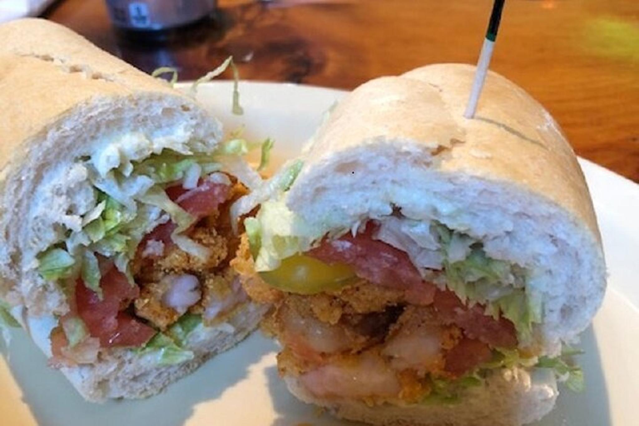 New Orleans Seafood Tour in the French Quarter - Image 2