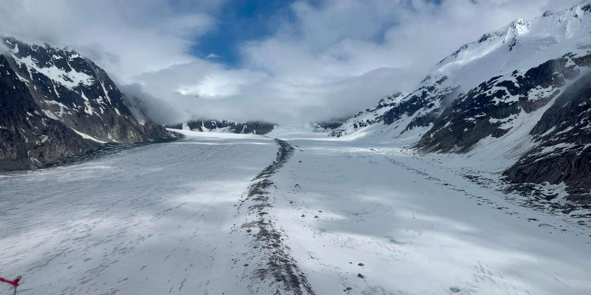 Juneau Helicopter Glacier Landing Tour - Image 5