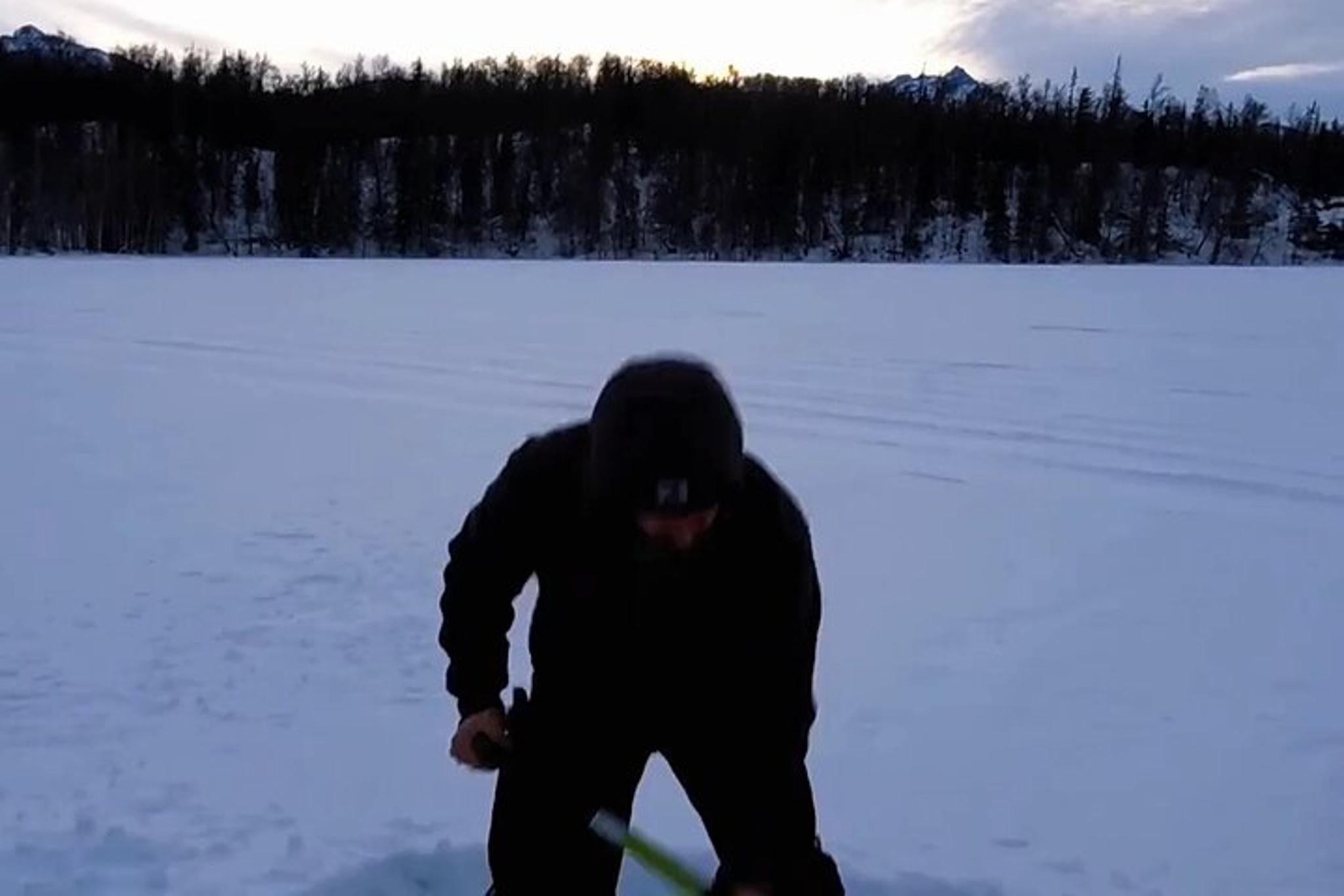 Fairbanks Ice Fishing Tour - Image 4