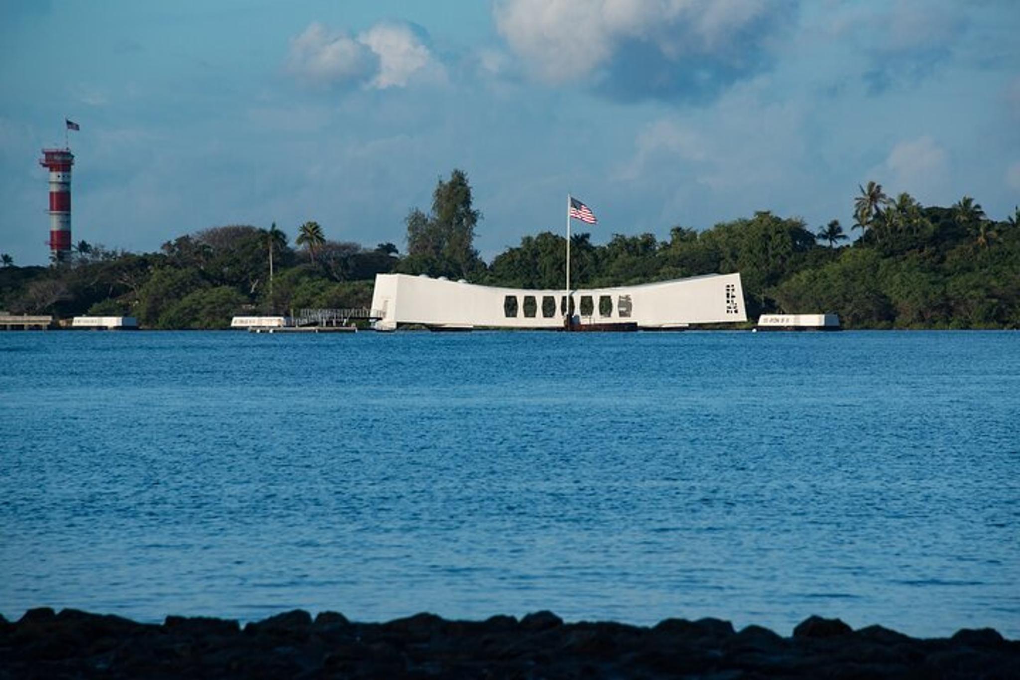 Honolulu USS Missouri and USS Arizona Tour - Image 6