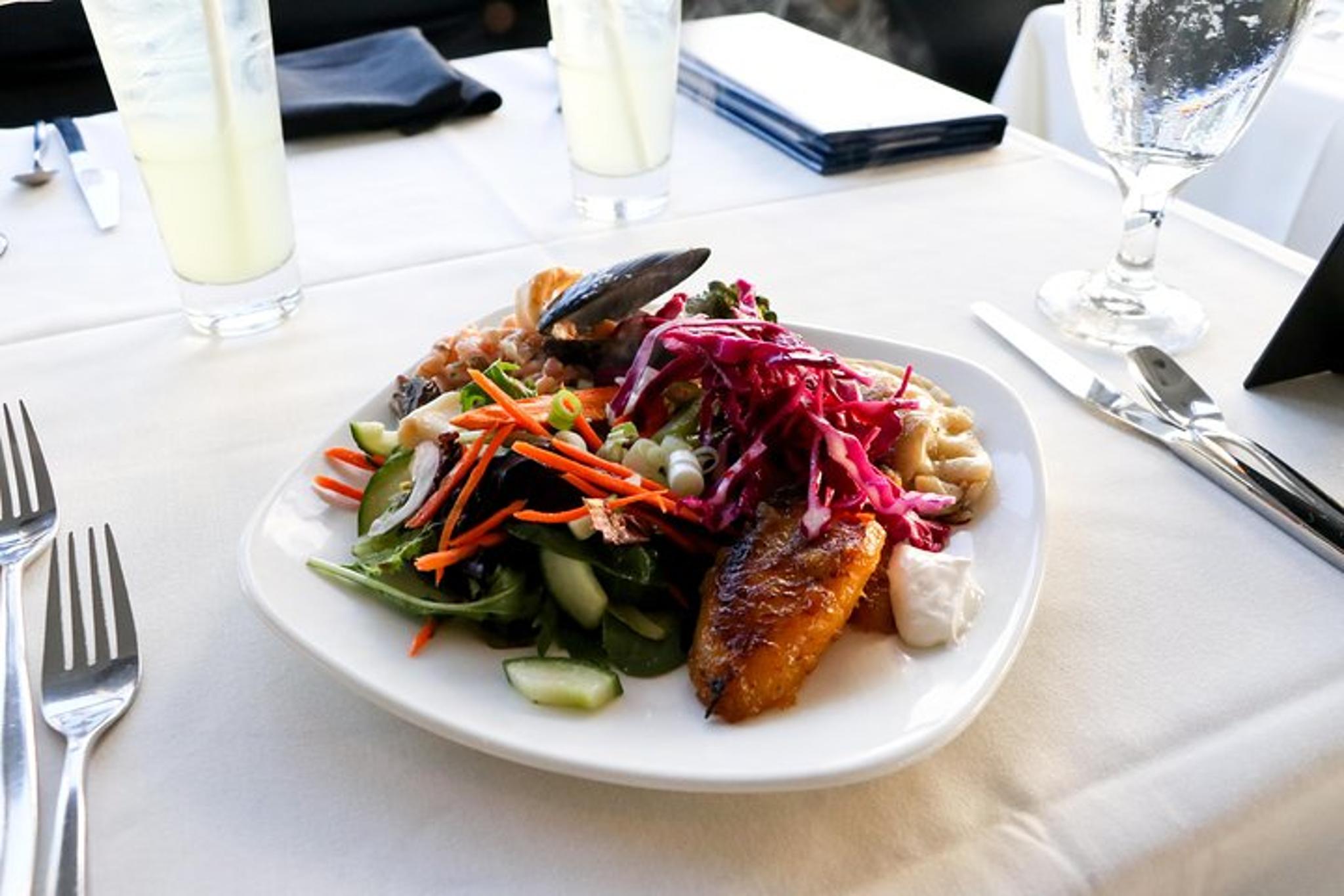 San Francisco Dinner Cruise - Image 6