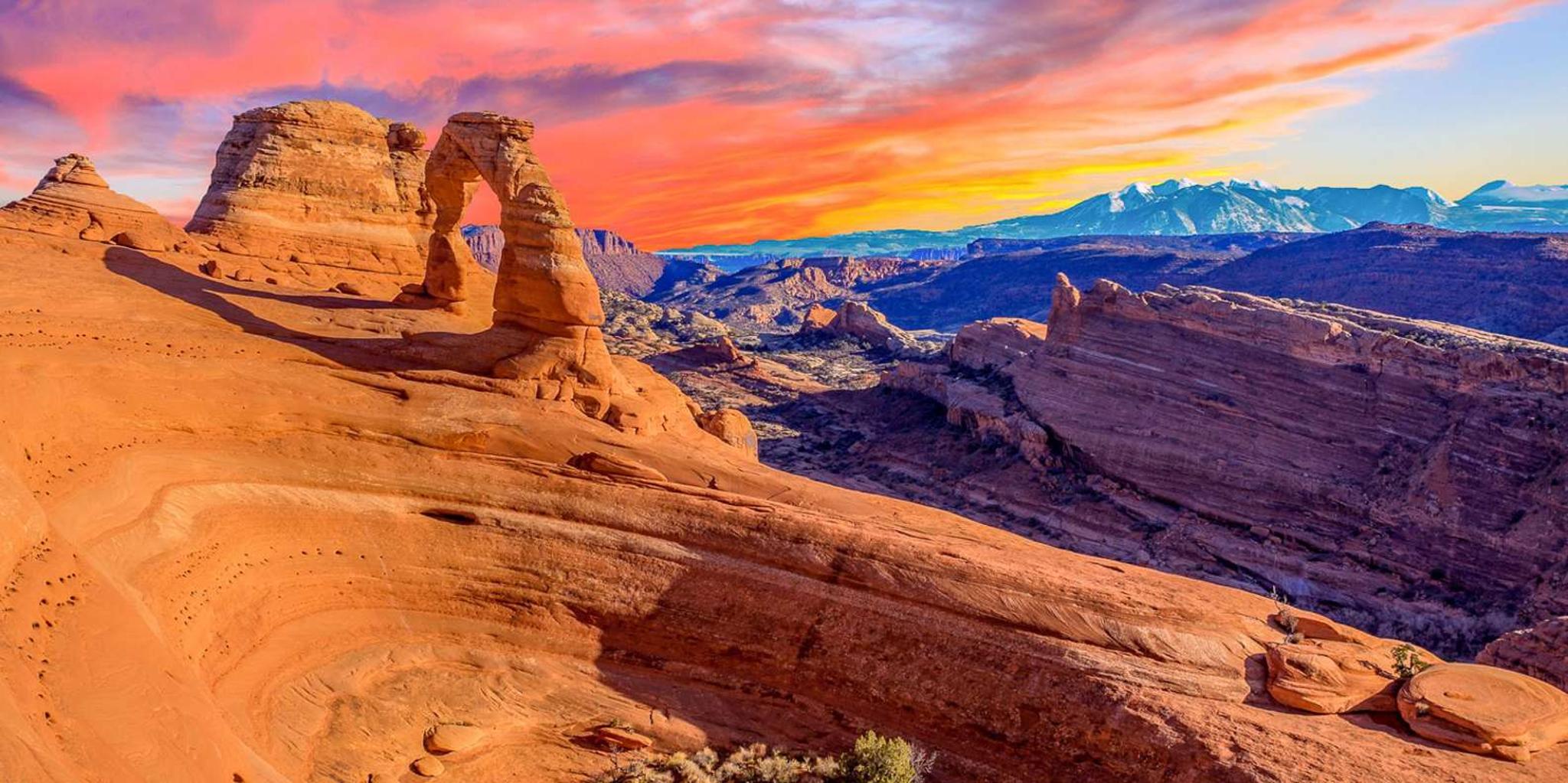 Las Vegas National Parks Tour via Monument Valley - Image 3