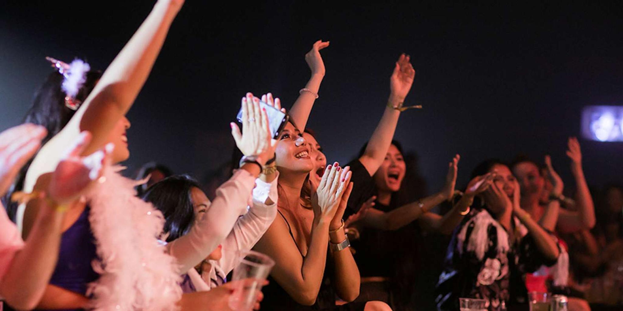 Las Vegas Thunder from Down Under Show - Image 5