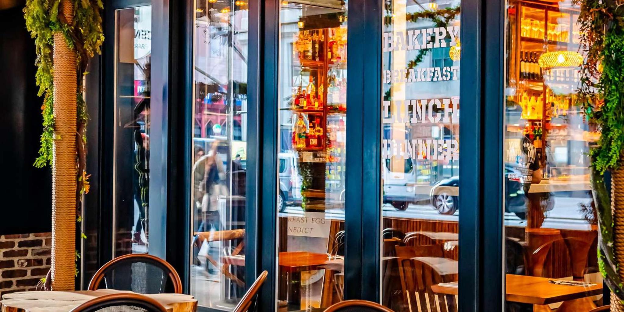 New York City Immersive Dinner Show with Live Music 2 hr - Image 2