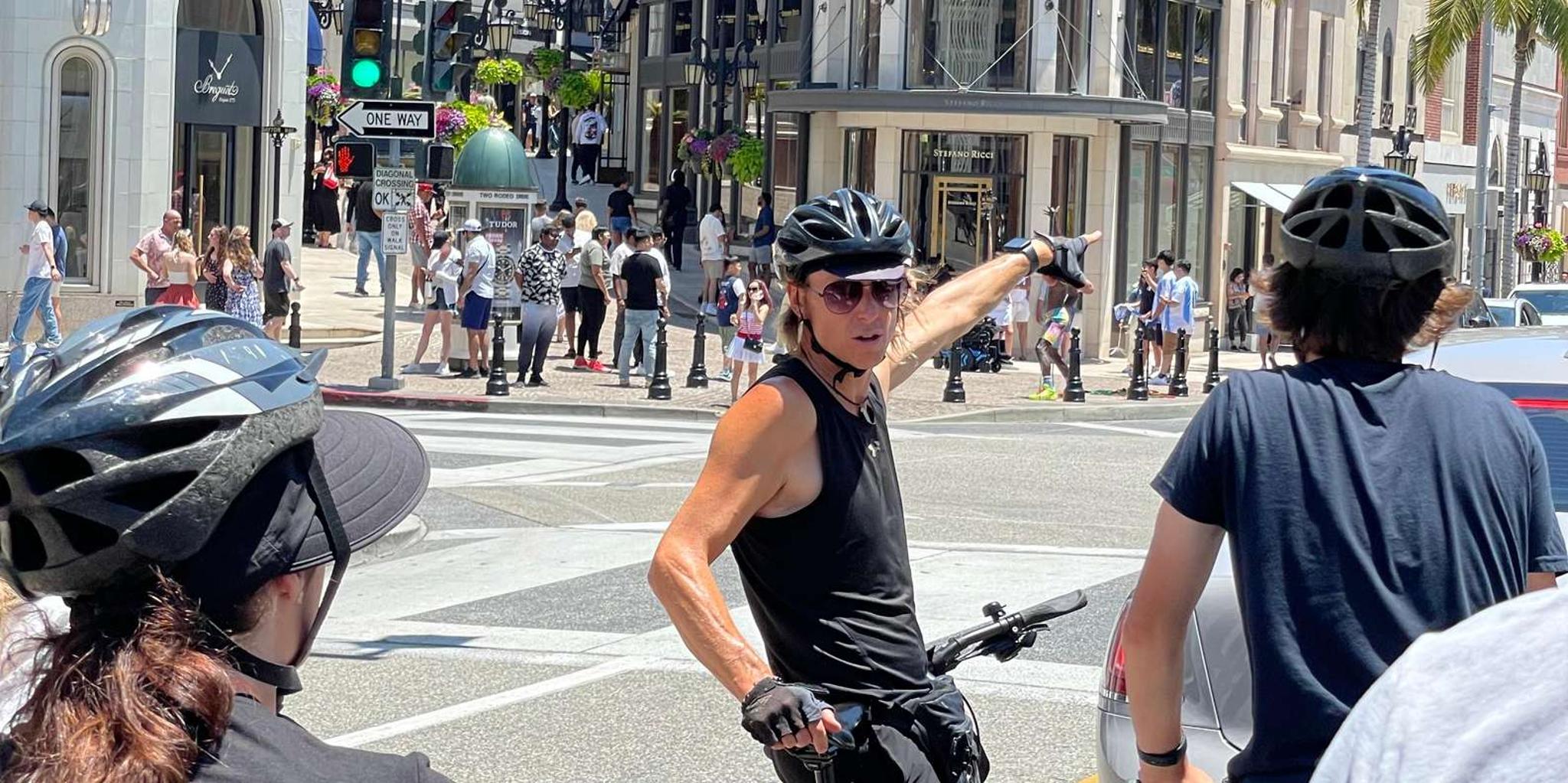 Los Angeles Beverly Hills Electric Bike Tour - Image 2