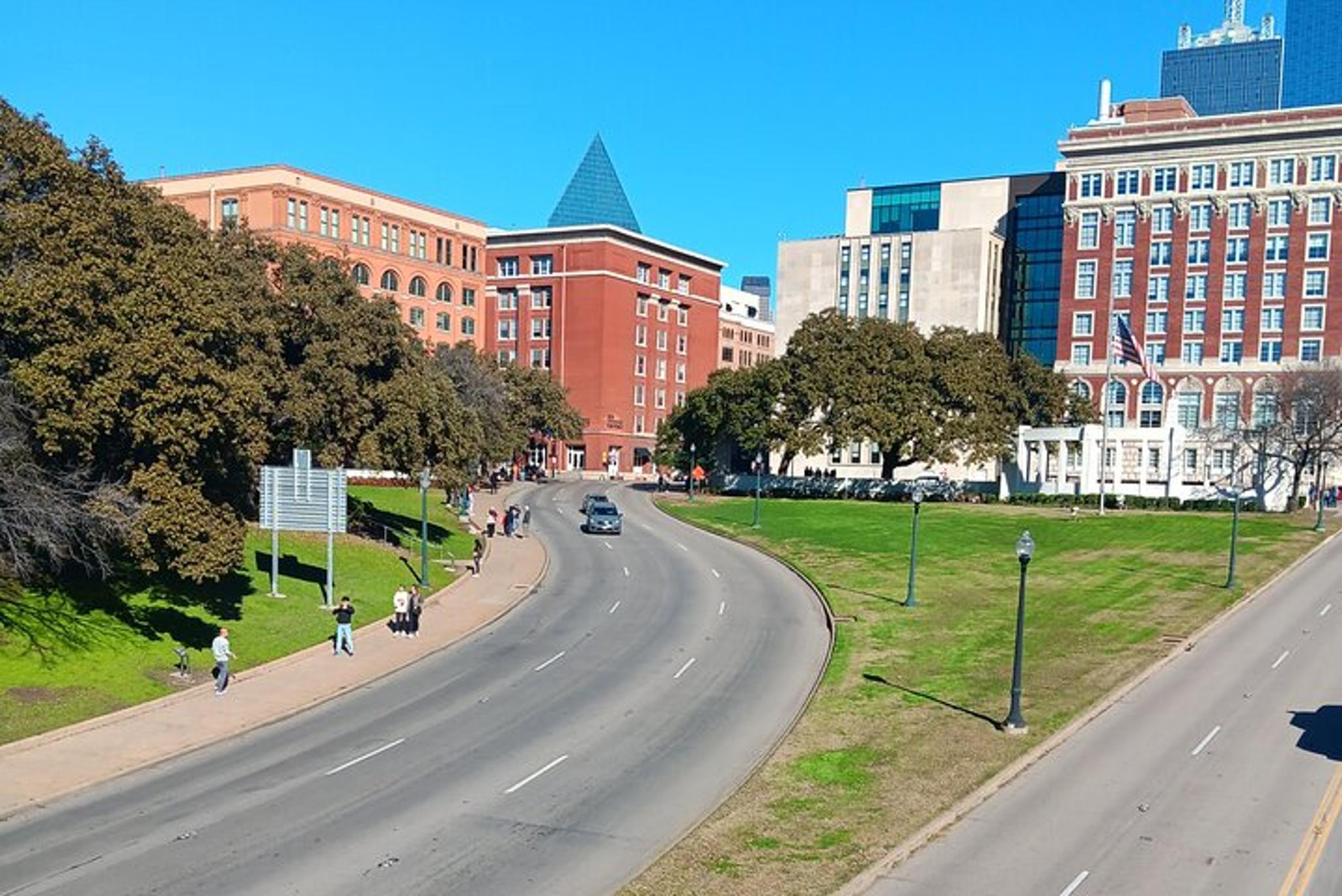 Dallas JFK Assassination Walking Tour 90 min