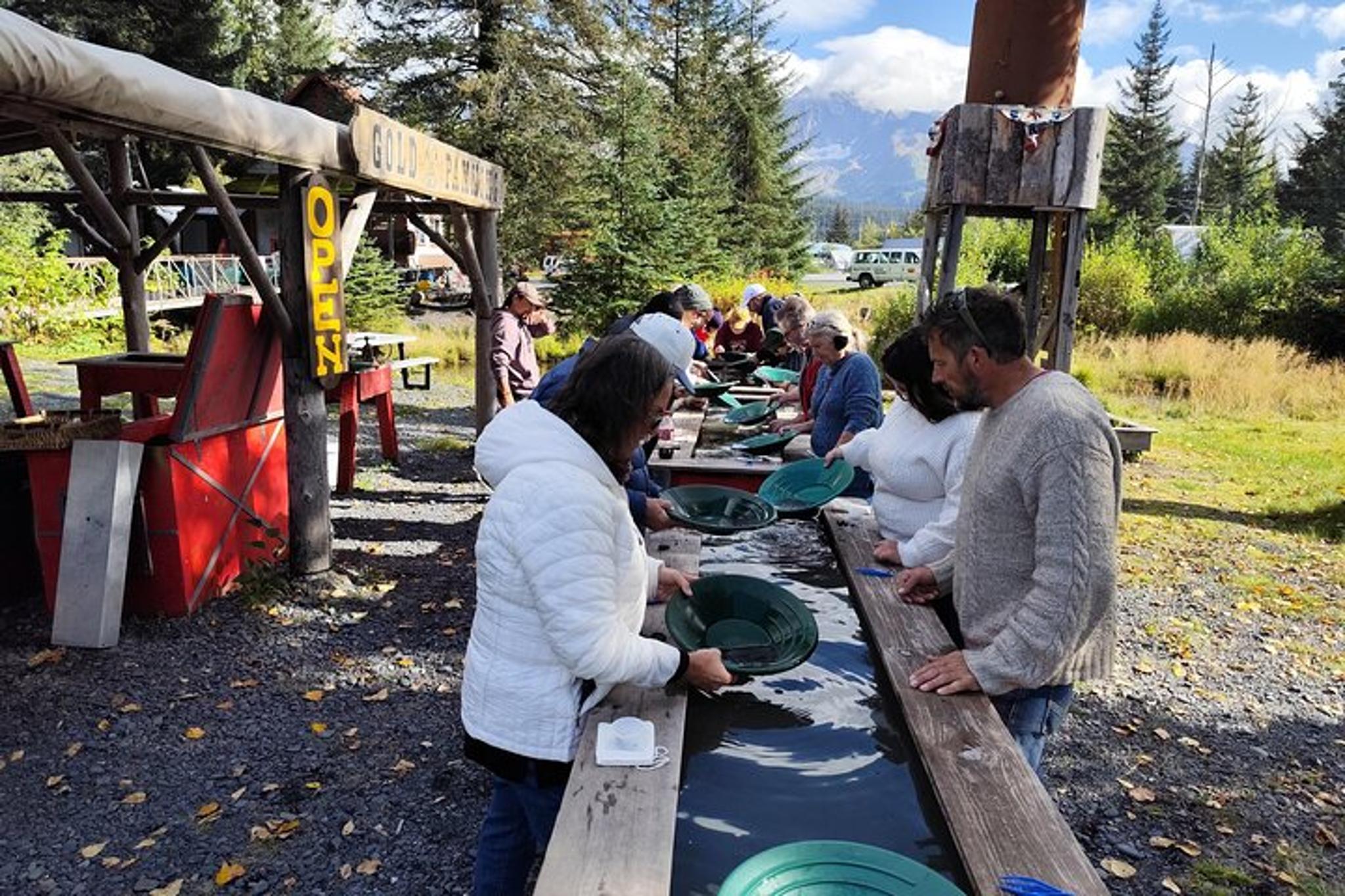 Seward Gold Panning Experience - Image 6
