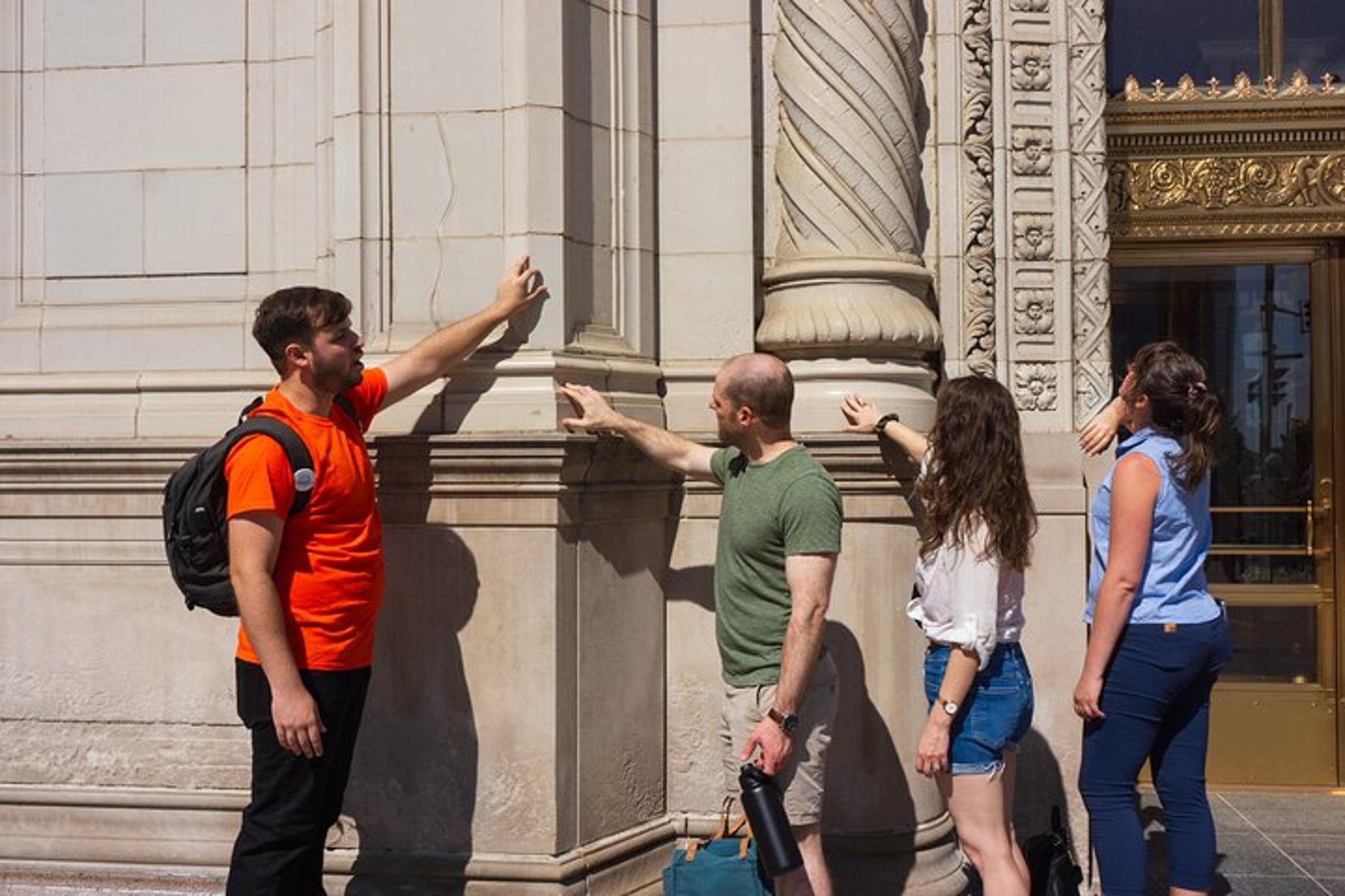 Chicago River Architecture Tour - Image 6