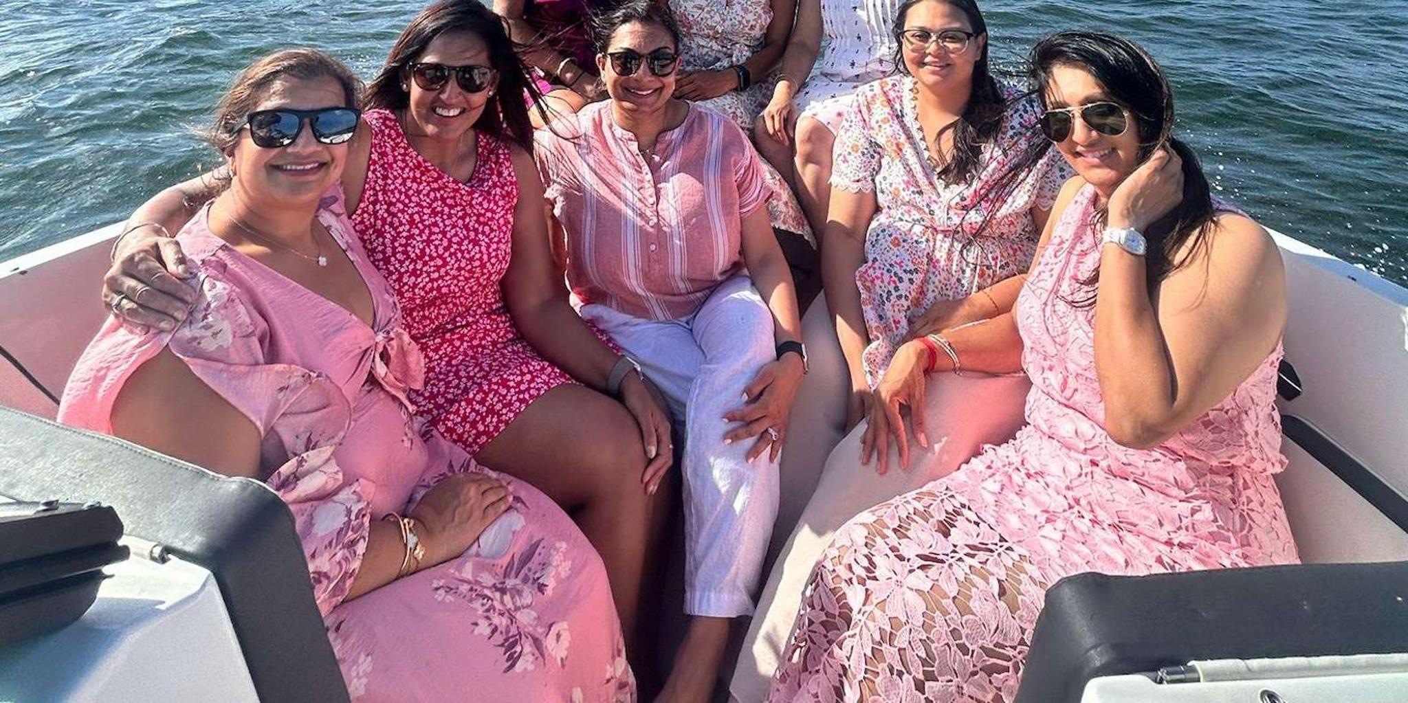 Miami Private Boat Ride with Champagne 1 hr - Image 6