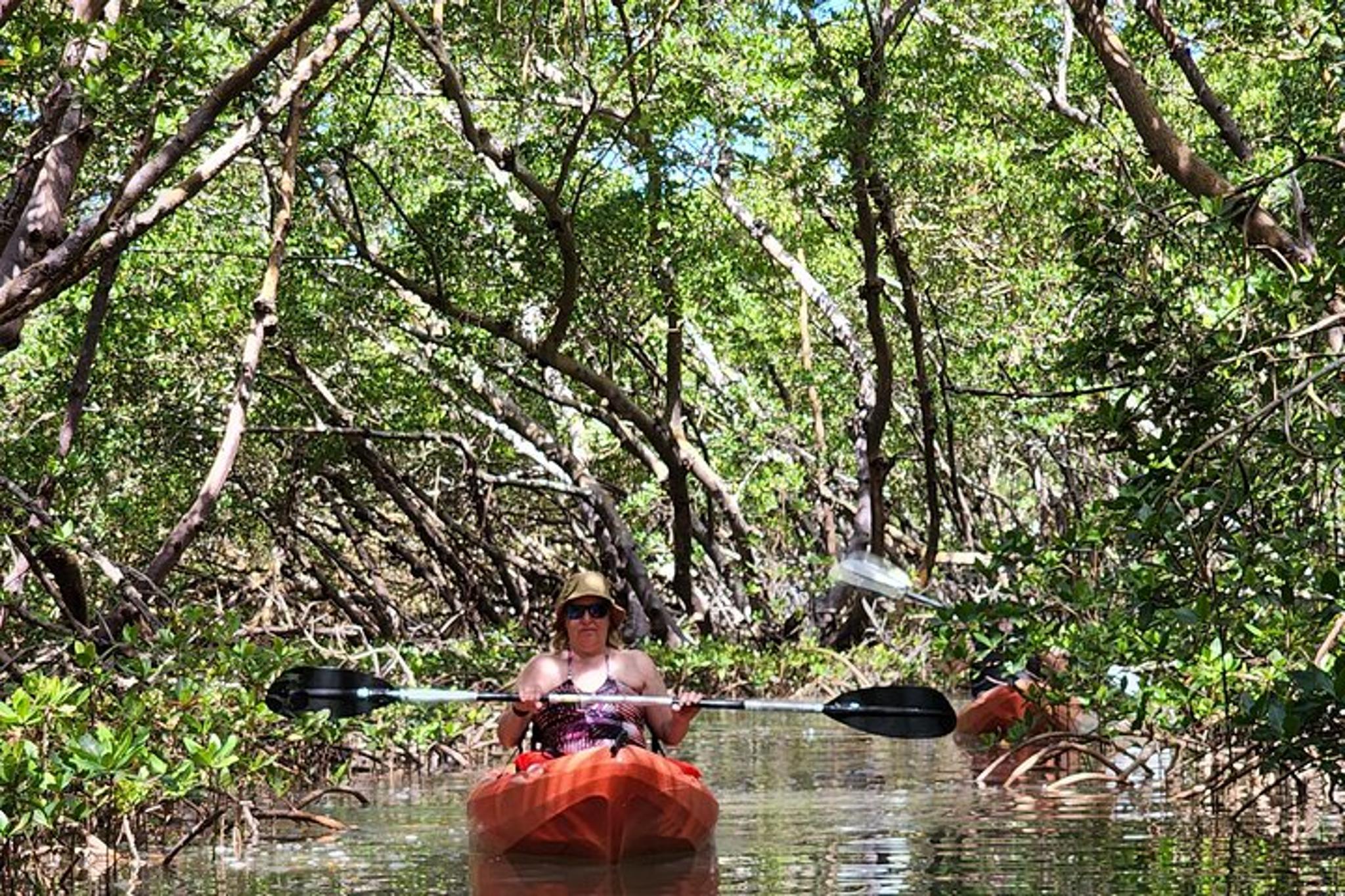Fort Myers Beach Kayak and SUP Rentals - Image 3