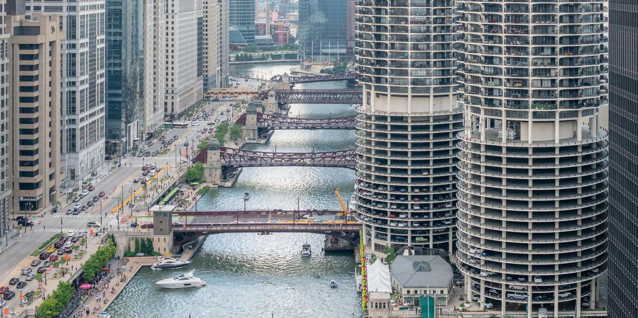 Chicago Magnificent Mile Walking Tour - Image 5