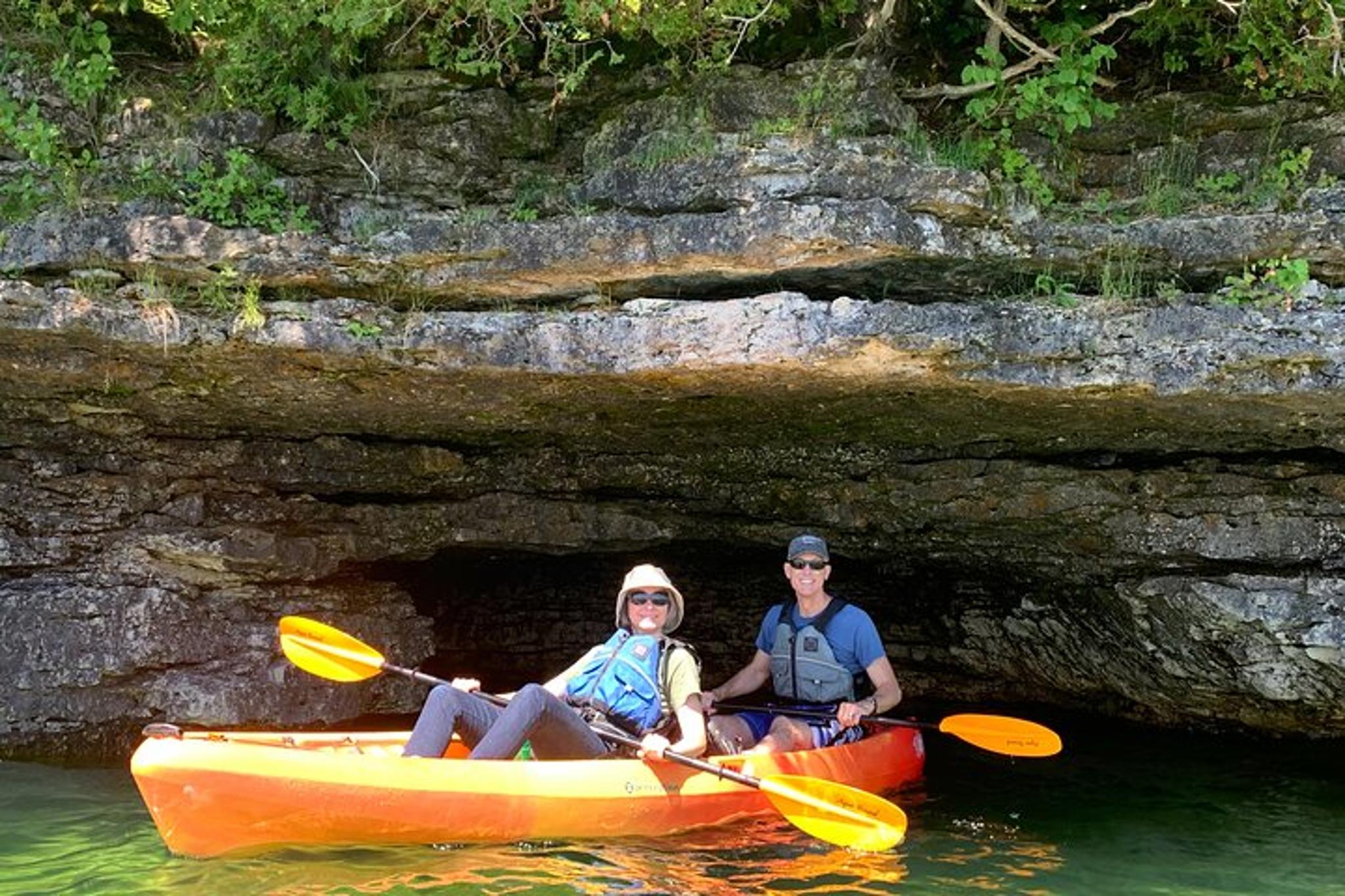Jacksonport Cave Point Kayak Tour 2 hr
