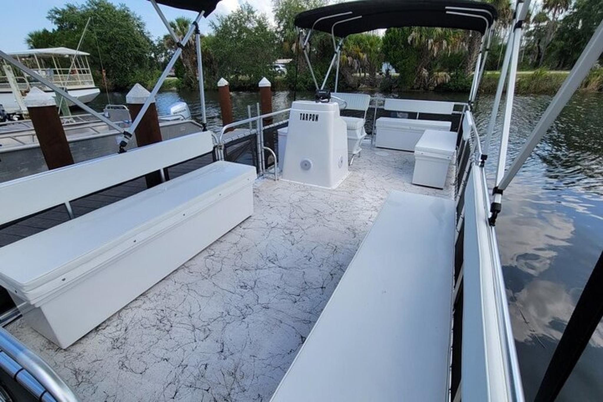 Crystal River Pontoon Boat Rental - Image 3