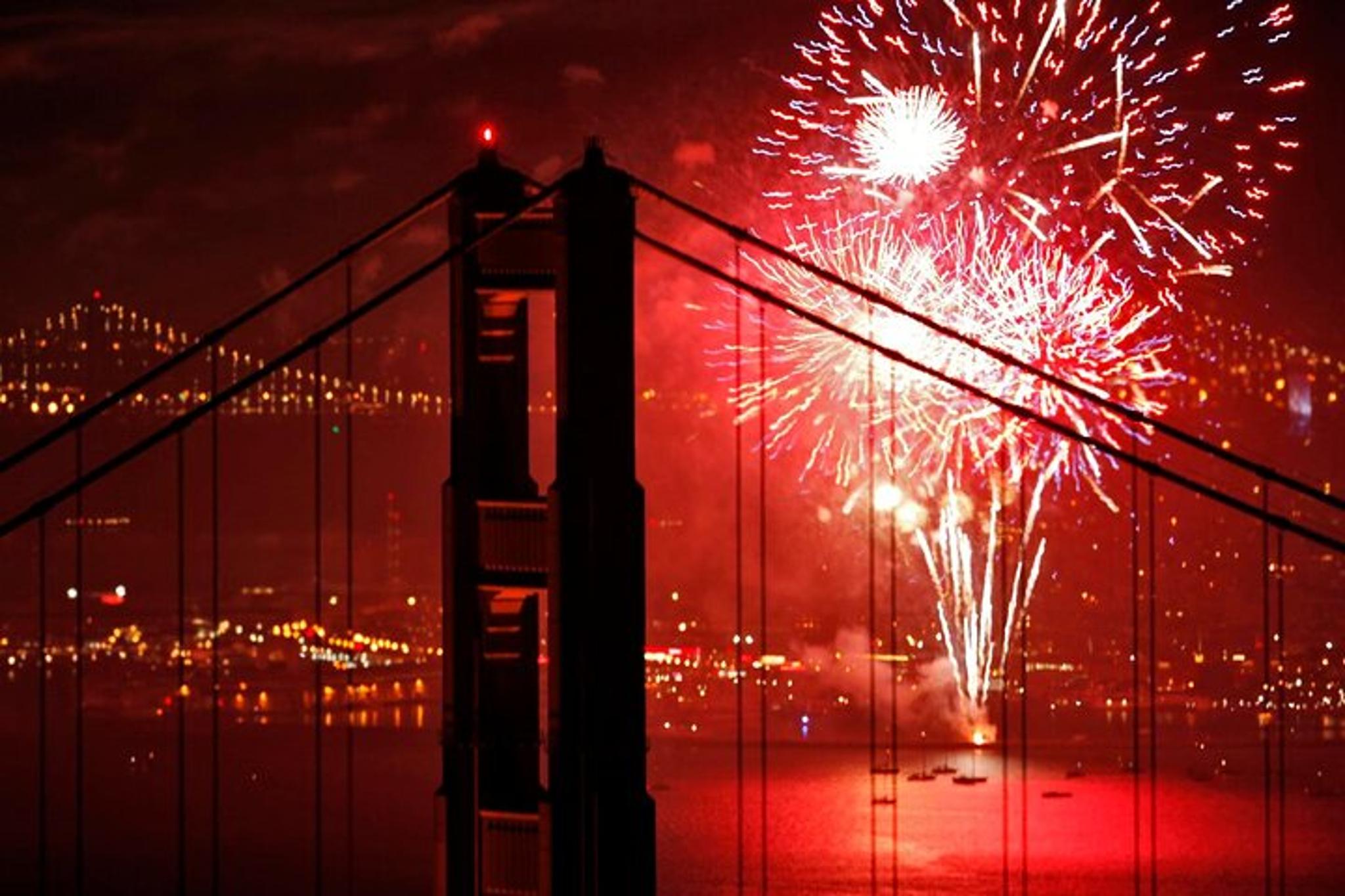 San Francisco Empress Yacht New Year's Eve Party Cruise - Image 5