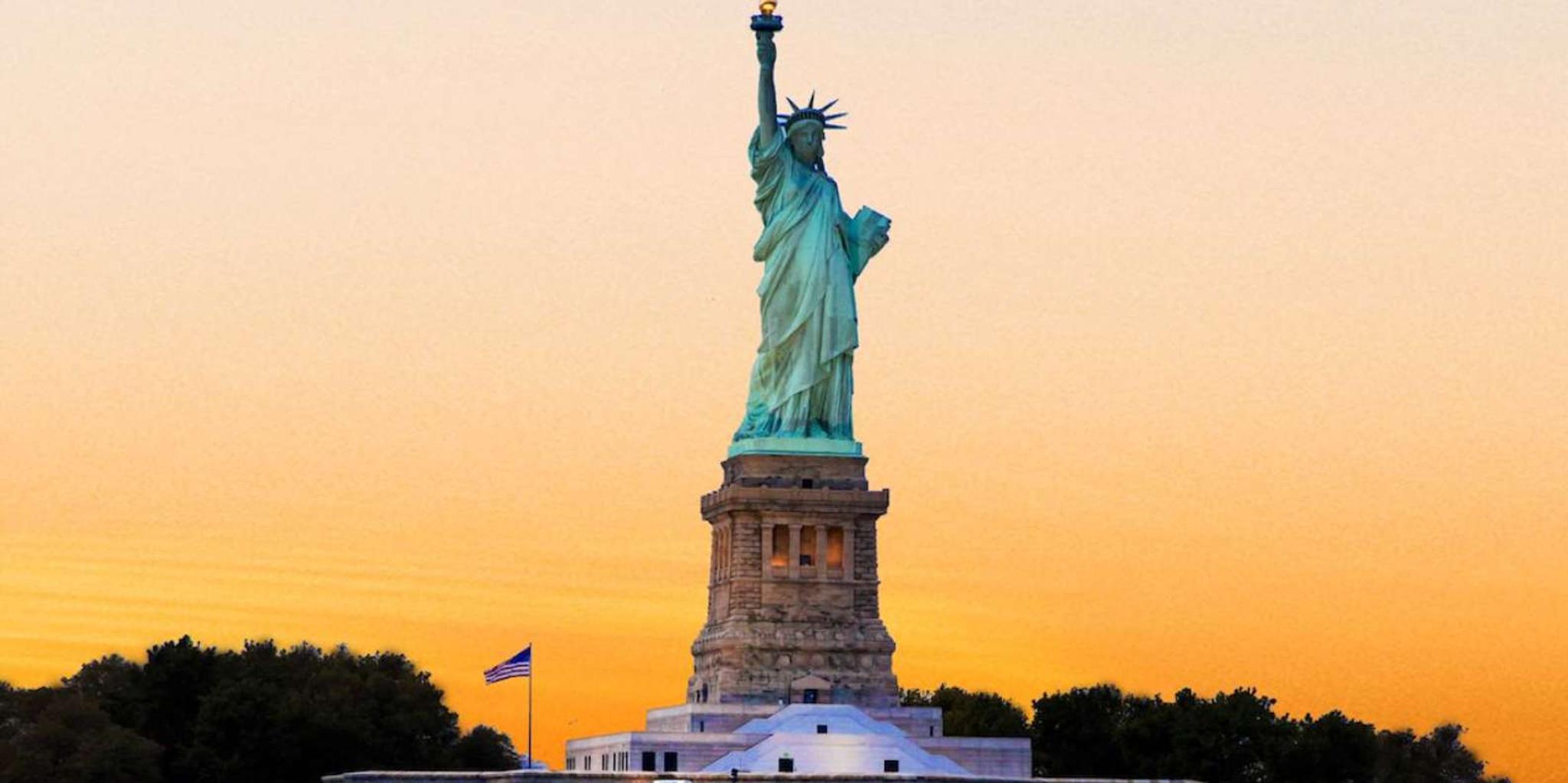 New York City Statue of Liberty Sunset Cruise - Image 4