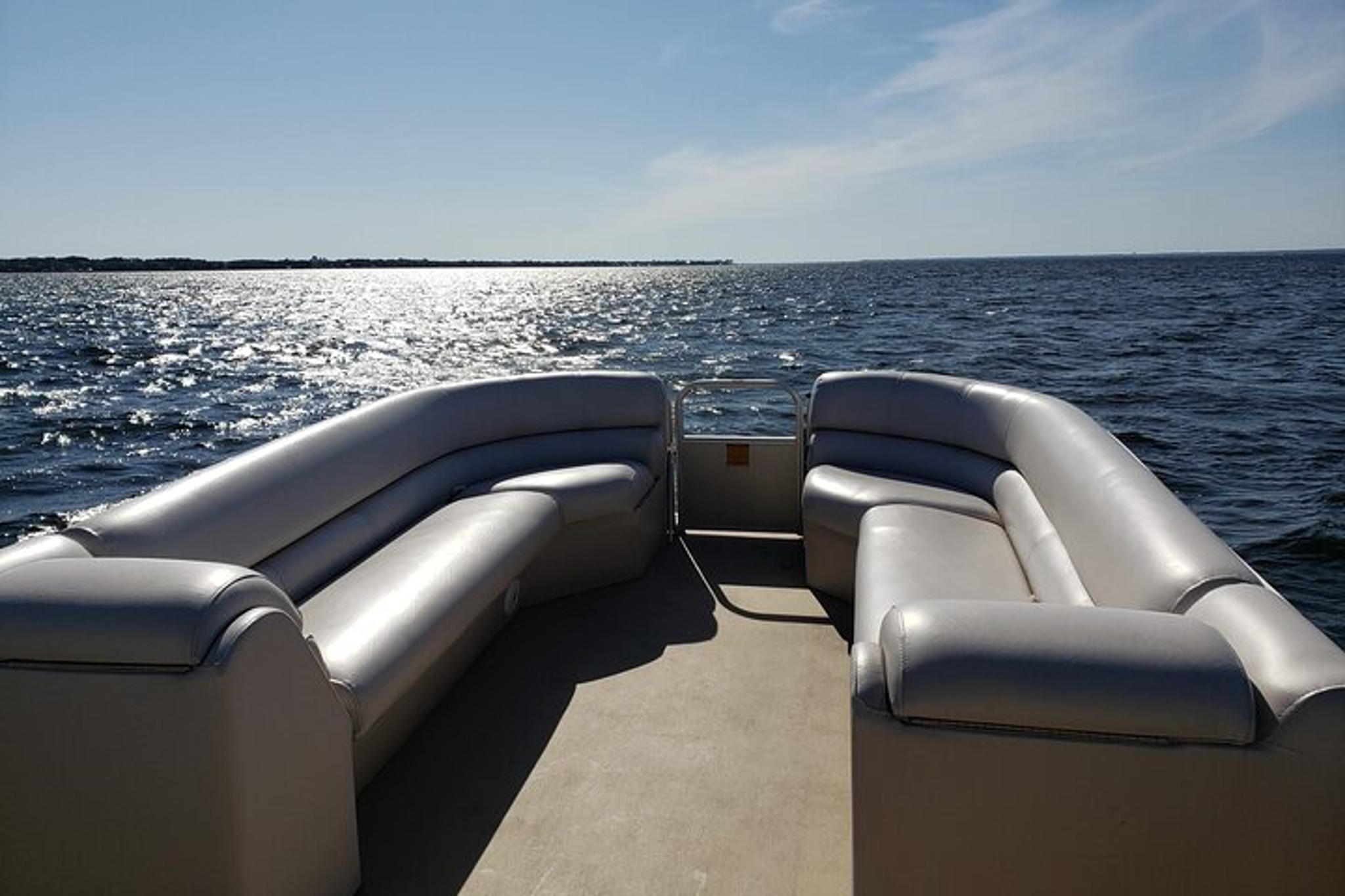 Navarre Pontoon Boat Rental 9 hr - Image 5