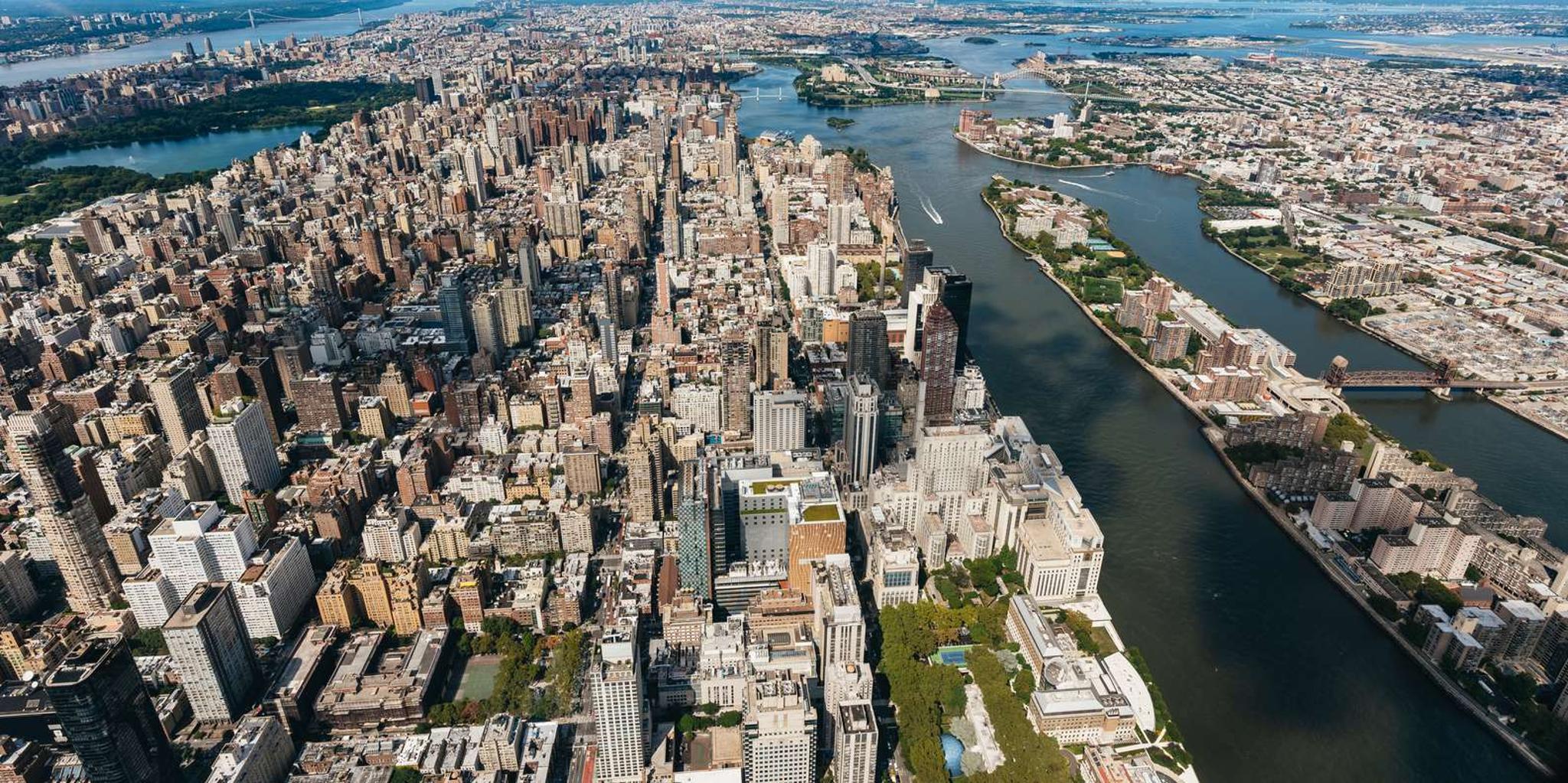 New York City Private Helicopter Tour from Westchester - Image 4