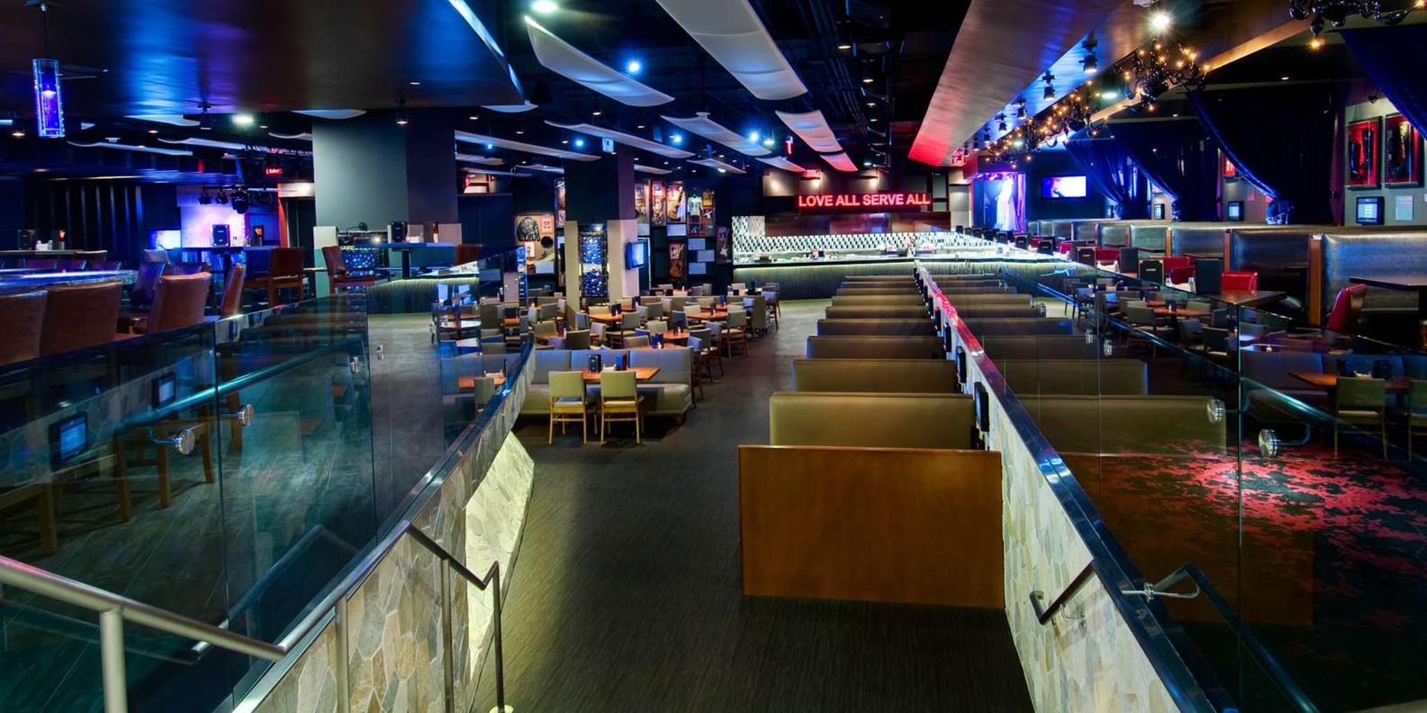 Los Angeles Hard Rock Cafe Dining Experience - Image 4