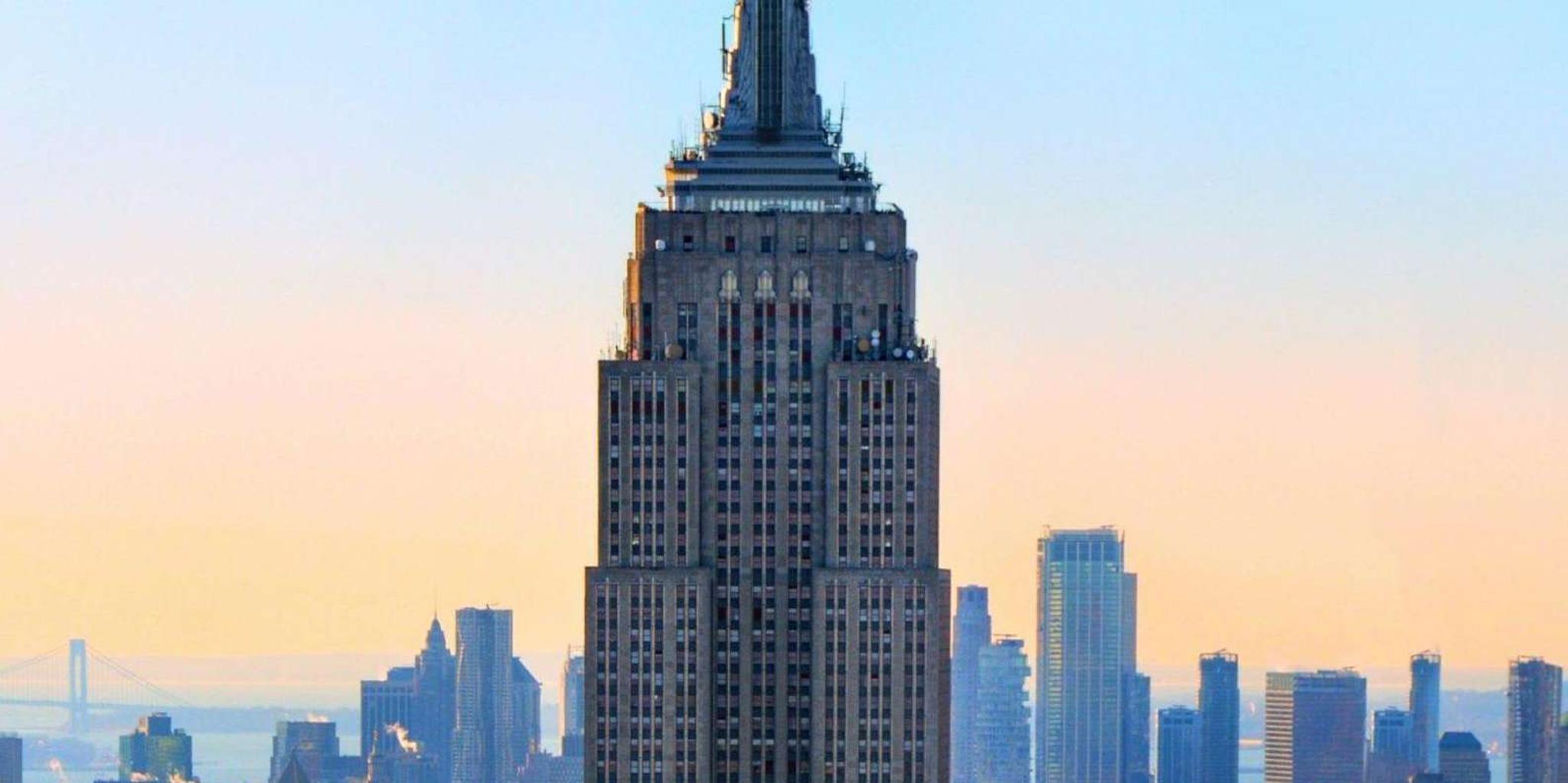 New York City Walking Tour with Empire State Building