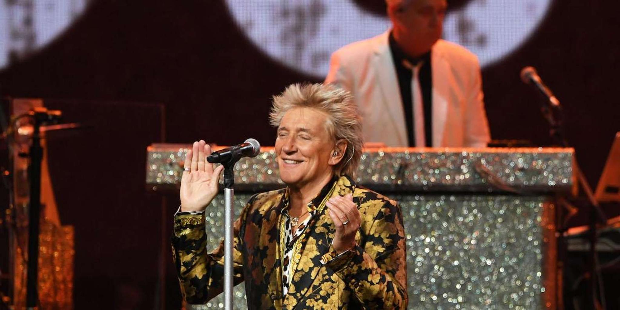 Las Vegas Rod Stewart Concert at the Colosseum 1.5 hr - Image 2