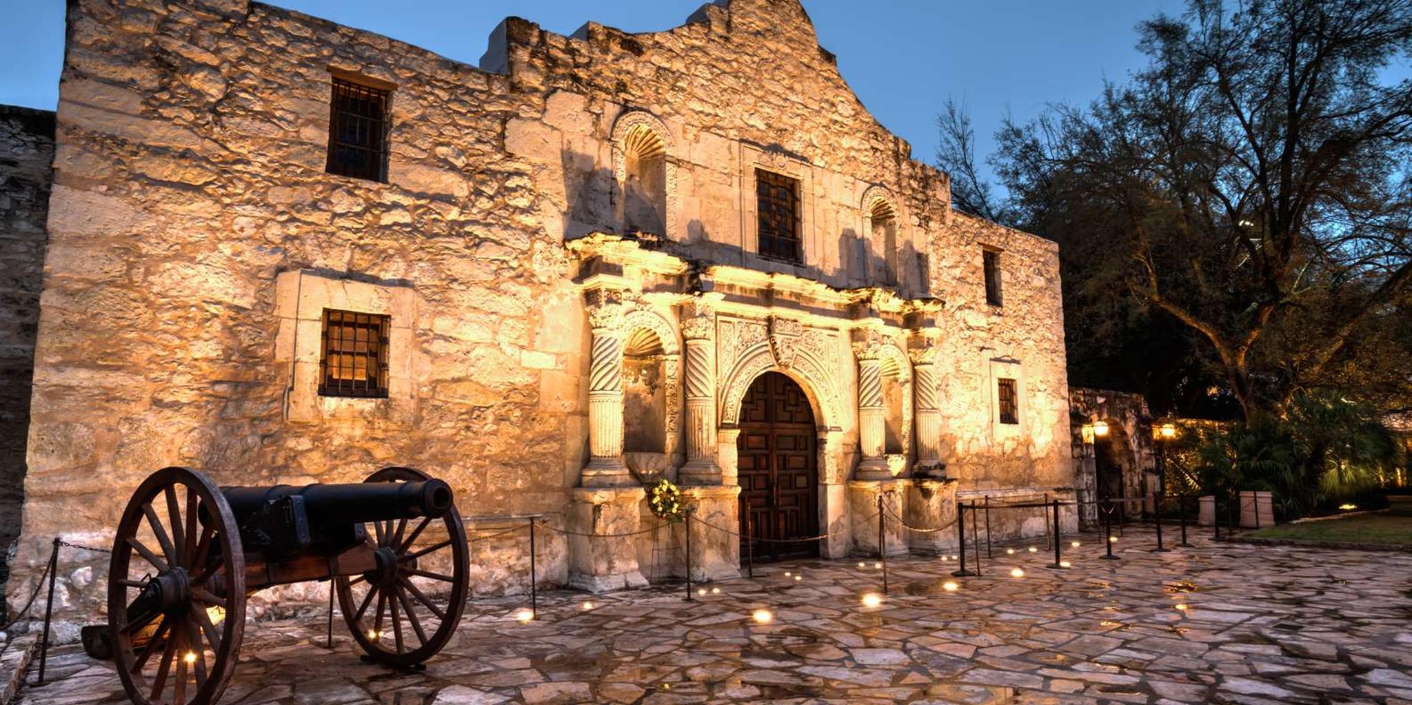 San Antonio Haunted Pub Crawl - Image 3