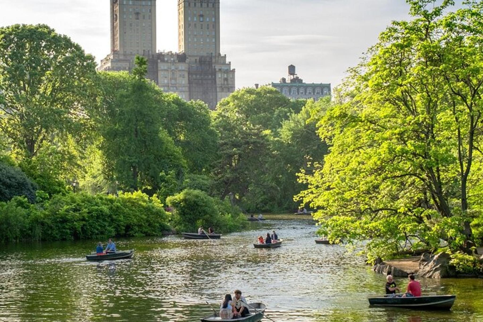 New York City Walking Tour with Metropolitan Museum - Image 6