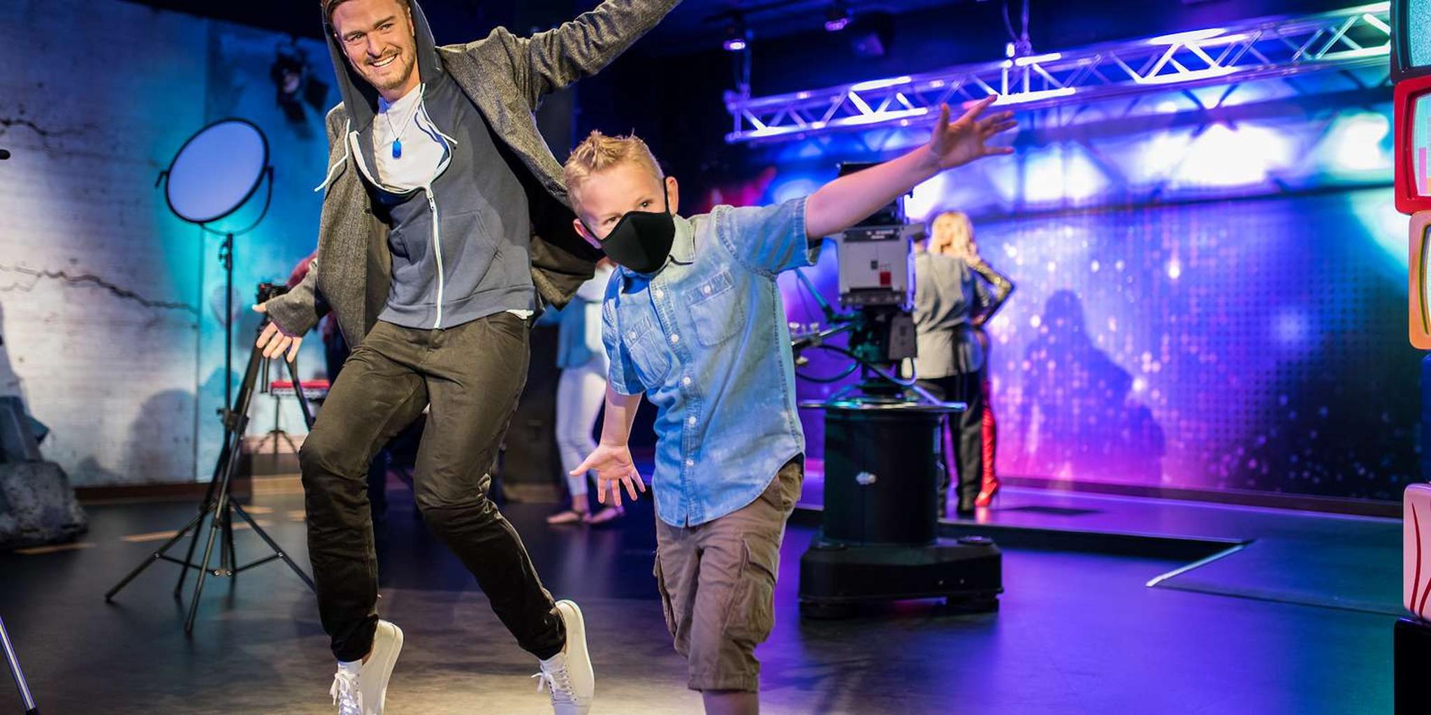 Nashville Madame Tussauds Admission - Image 3