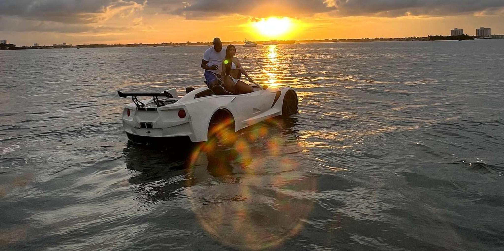 Miami Beach JetCar Adventure & Boat Ride - Image 4