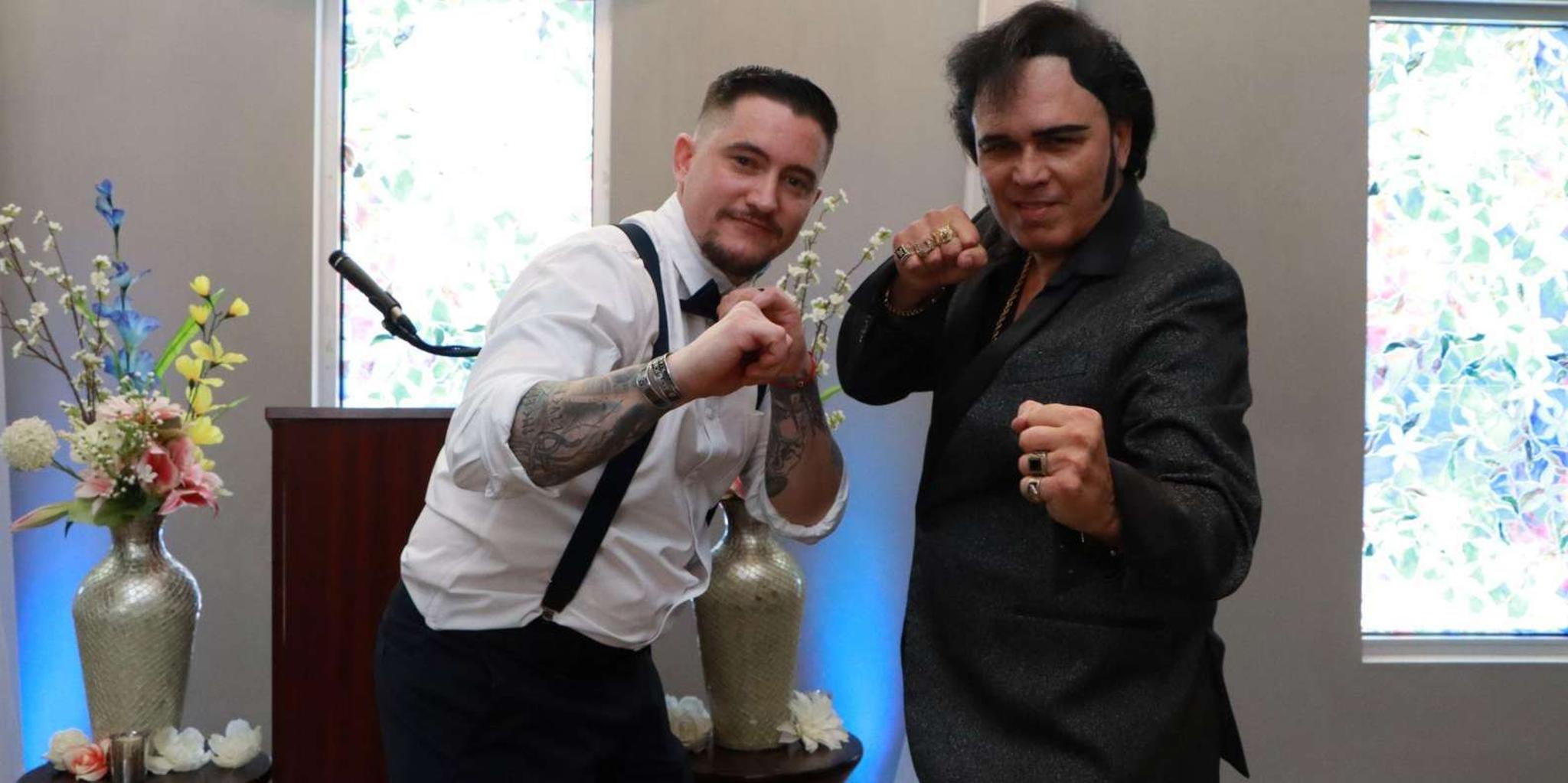 Las Vegas Elvis Wedding Ceremony - Image 2