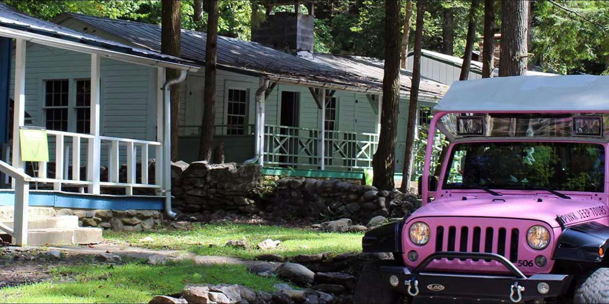 Great Smoky Mountains Elkmont Historic District Tour - Image 5