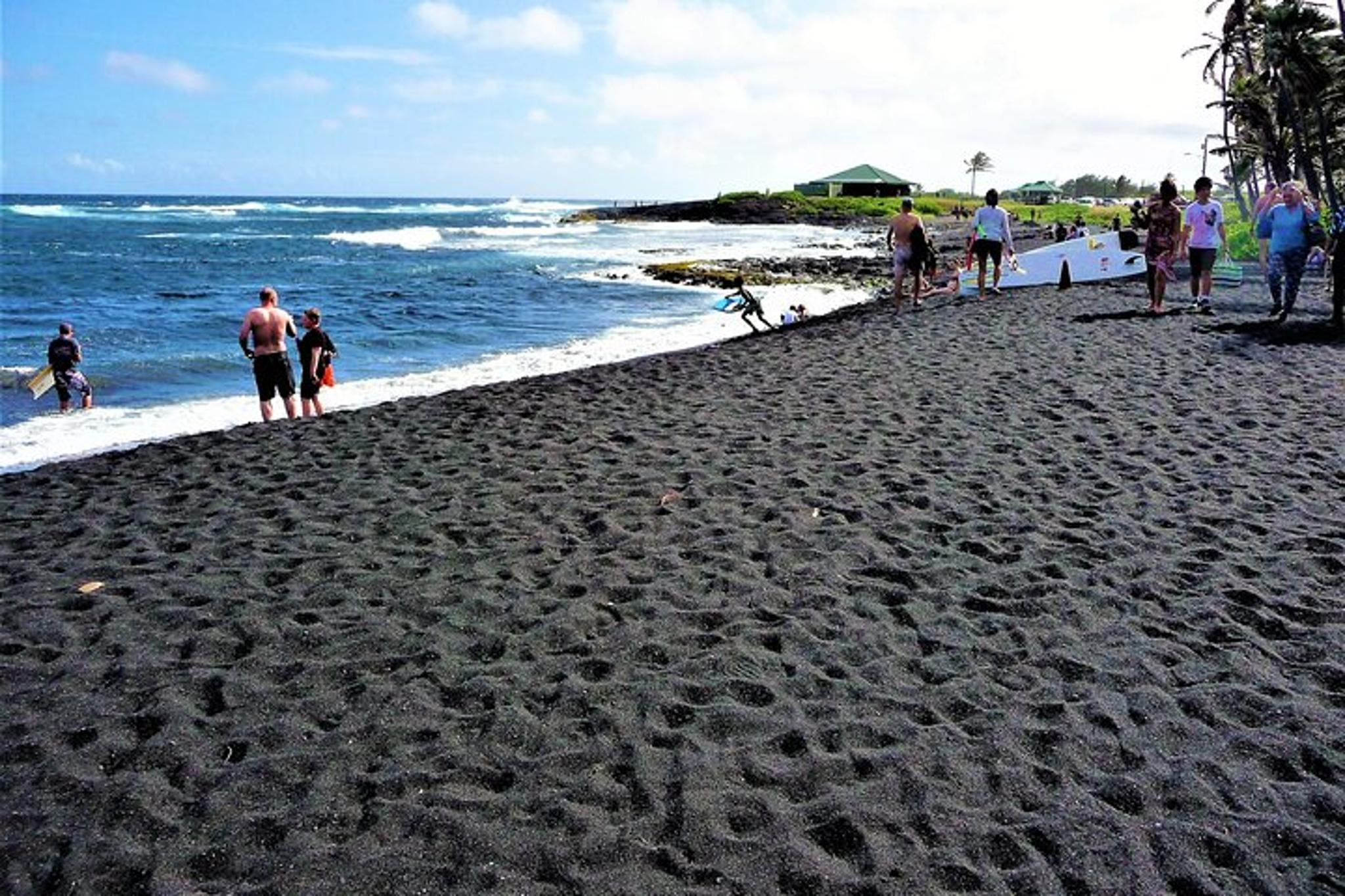 Hilo Volcanoes & Stargazing Private Van Tour - Image 6