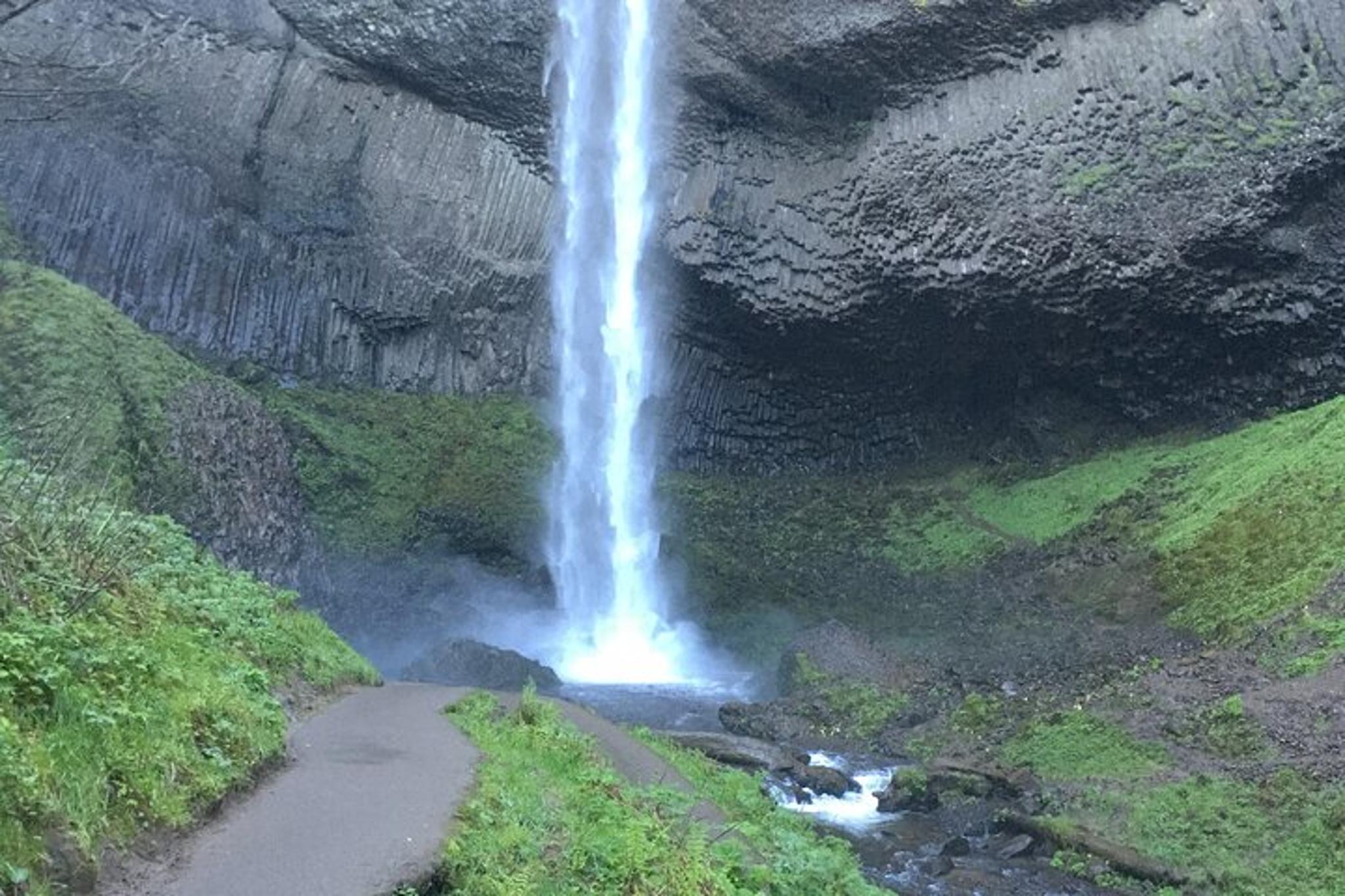 Portland Columbia River Gorge & Waterfalls Tour - Image 6
