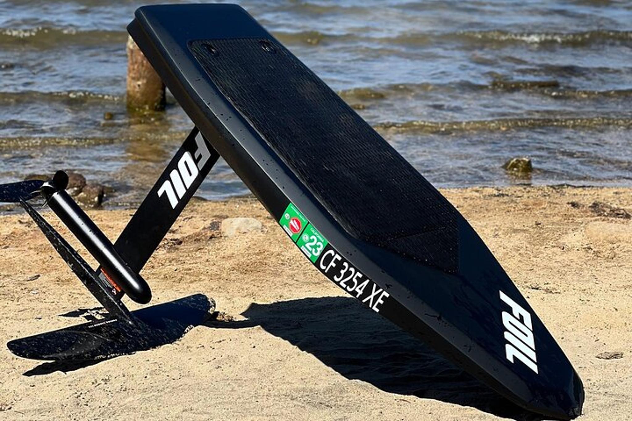 South Lake Tahoe Electric Hydrofoil Lesson - Image 6