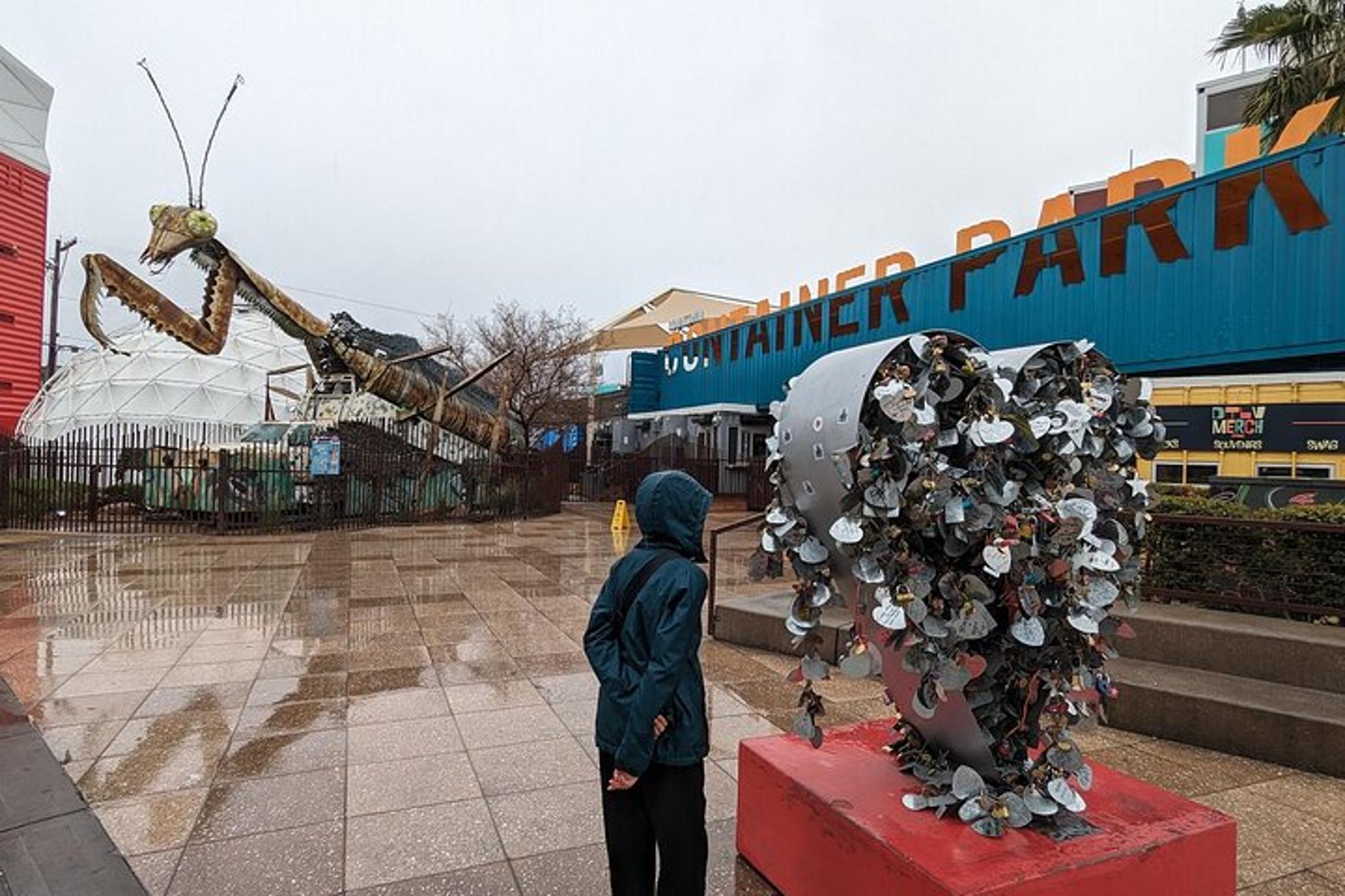 Las Vegas Scavenger Hunt Walking Tour - Image 4