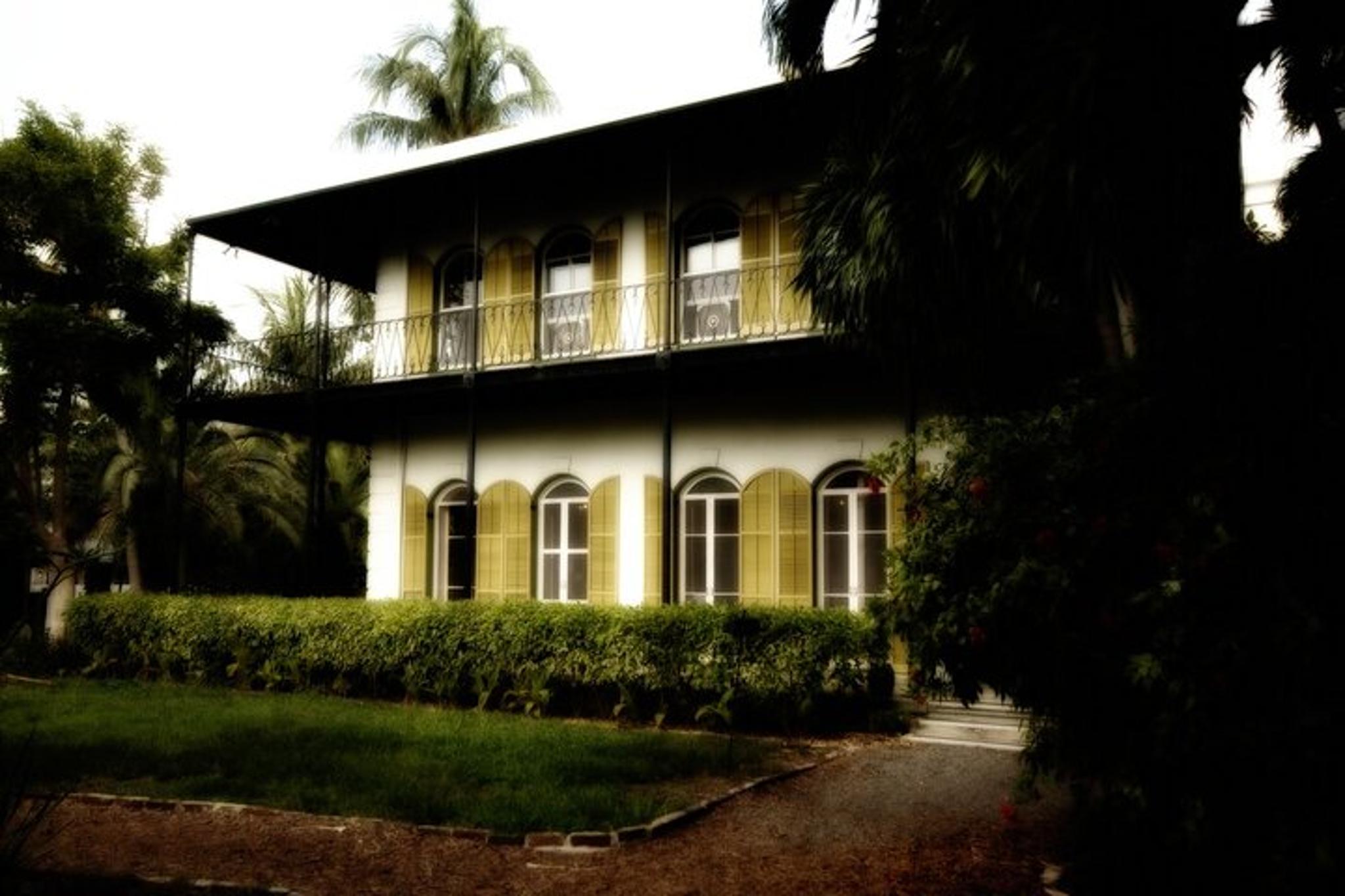 Key West Ghost Walking Tour for Adults - Image 6
