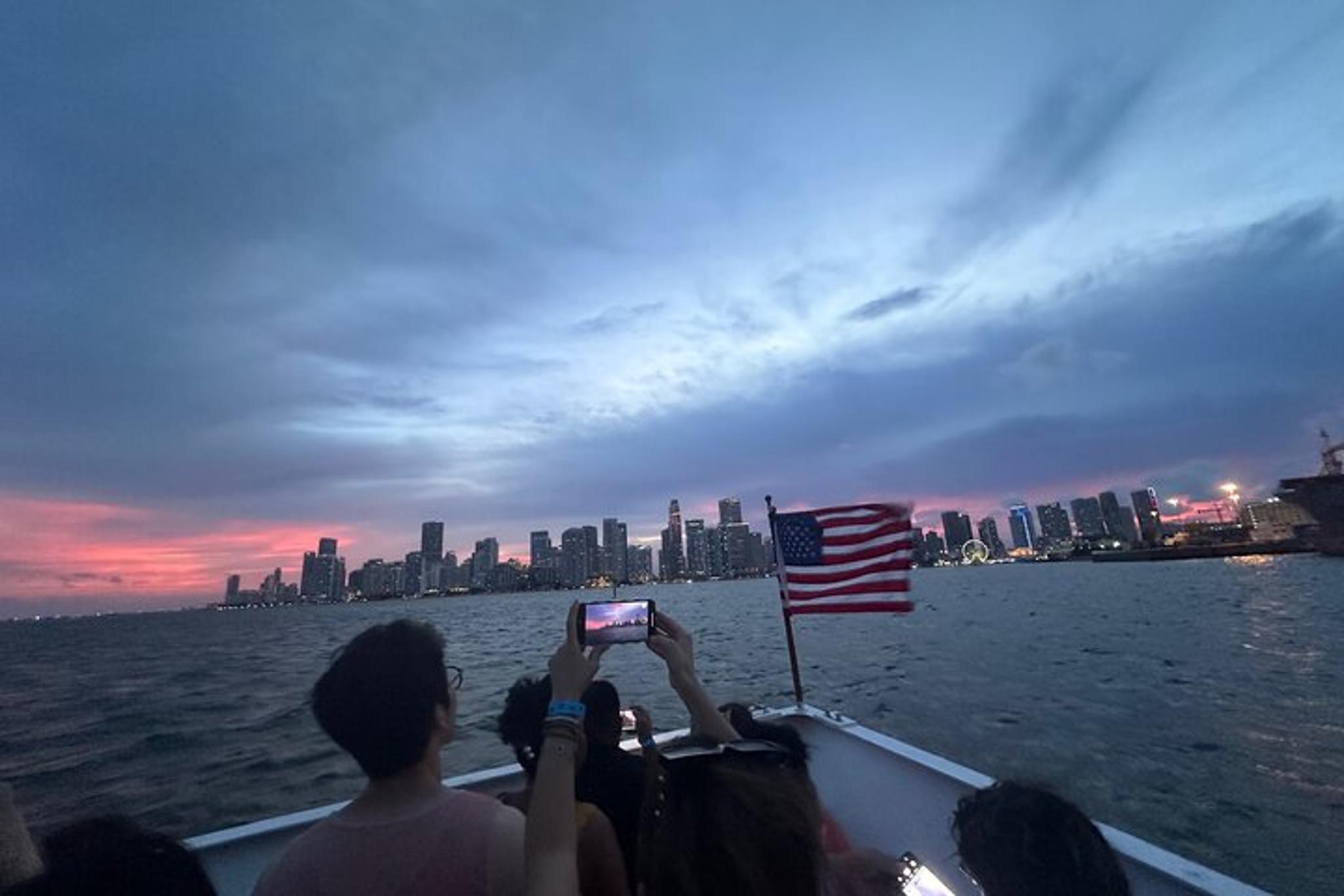 Miami Boat Party with Open Bar 75 min - Image 6