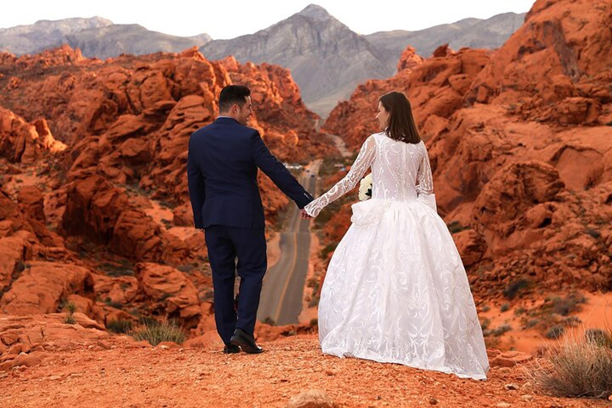 Valley of Fire Wedding Ceremony - Image 1