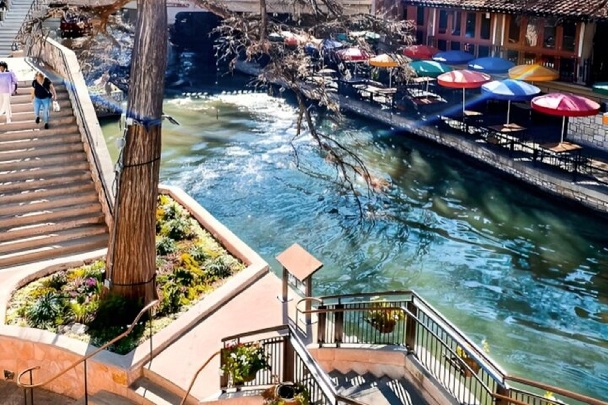 San Antonio Walking Tour with Guide - Image 2