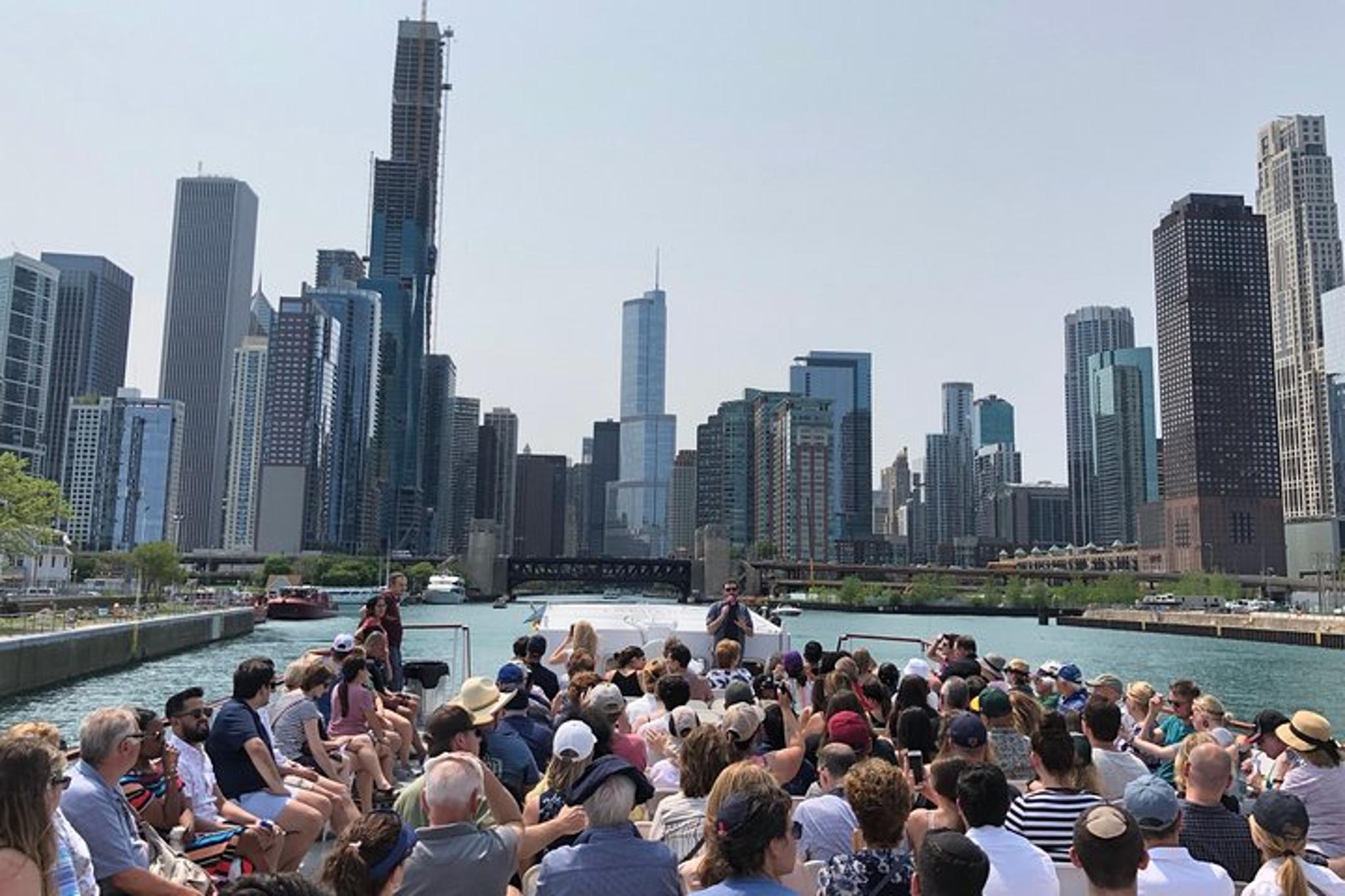 Chicago River Architecture Boat Tour 90 Min - Image 4